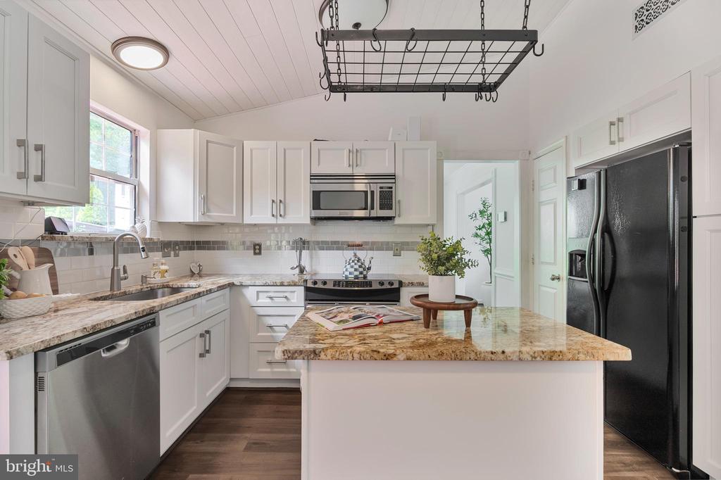 3449 Lacrosse Ct