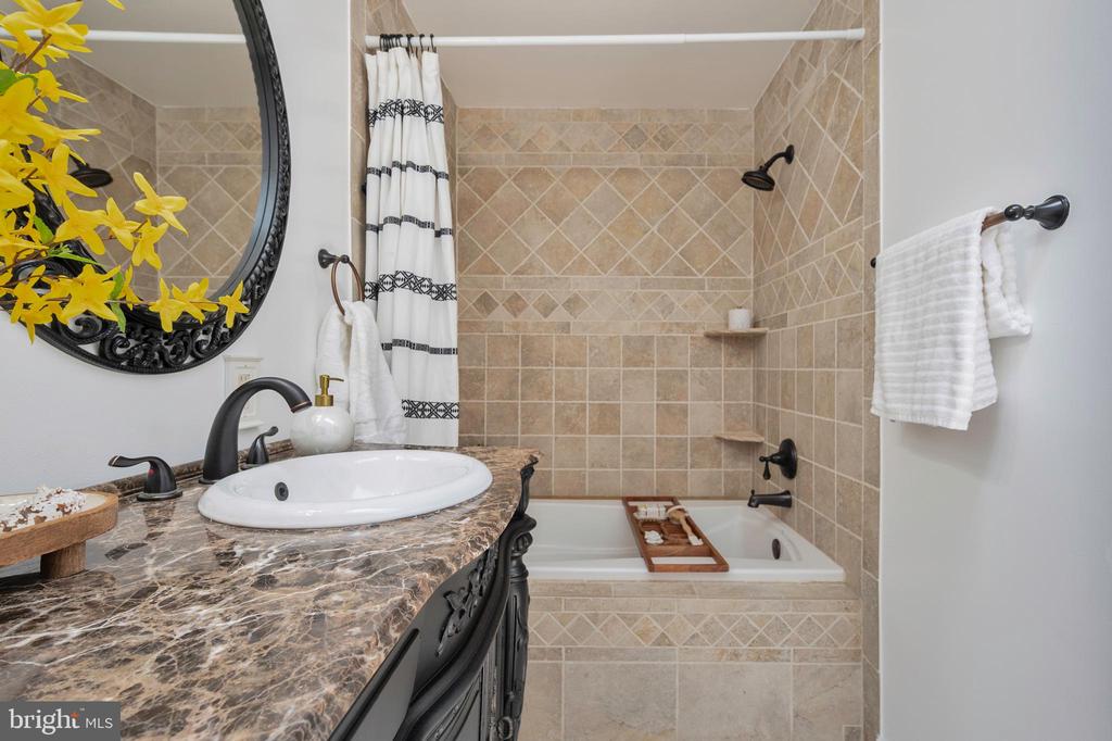 3449 Lacrosse Ct