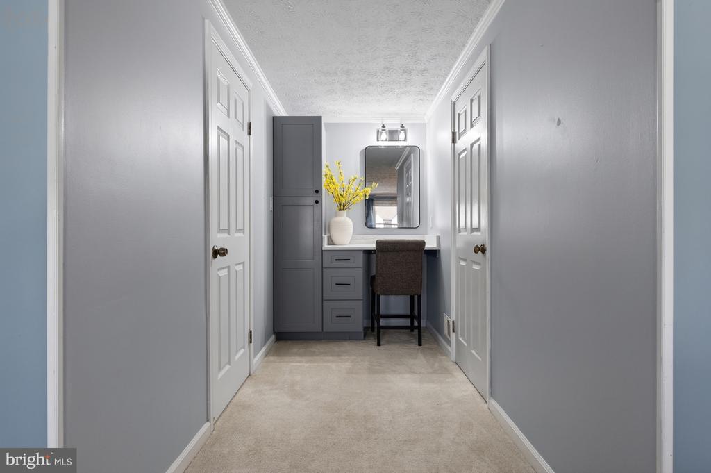 15310 IRIS LANE