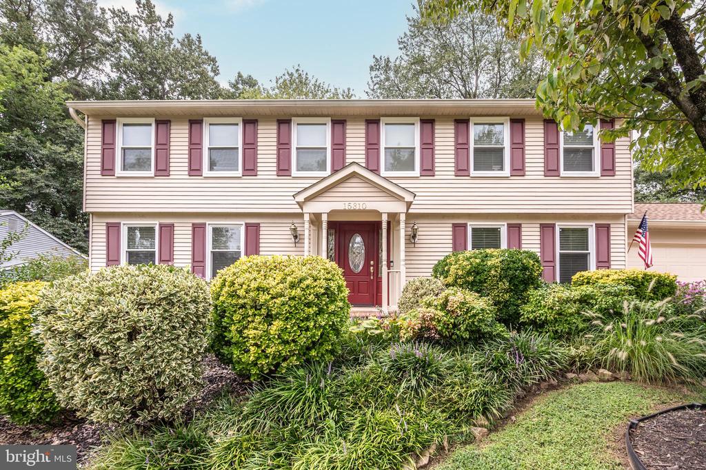 15310 IRIS LANE