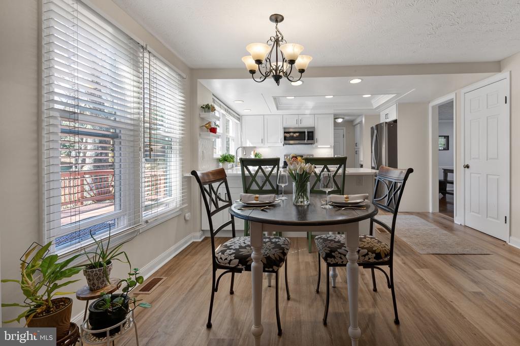 15310 IRIS LANE