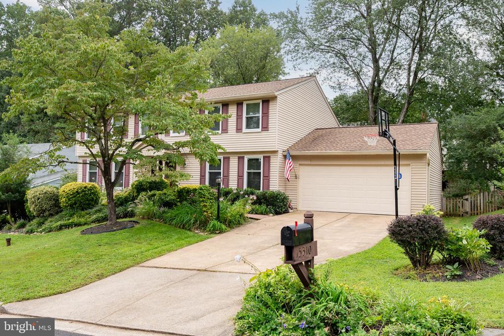 15310 IRIS LANE