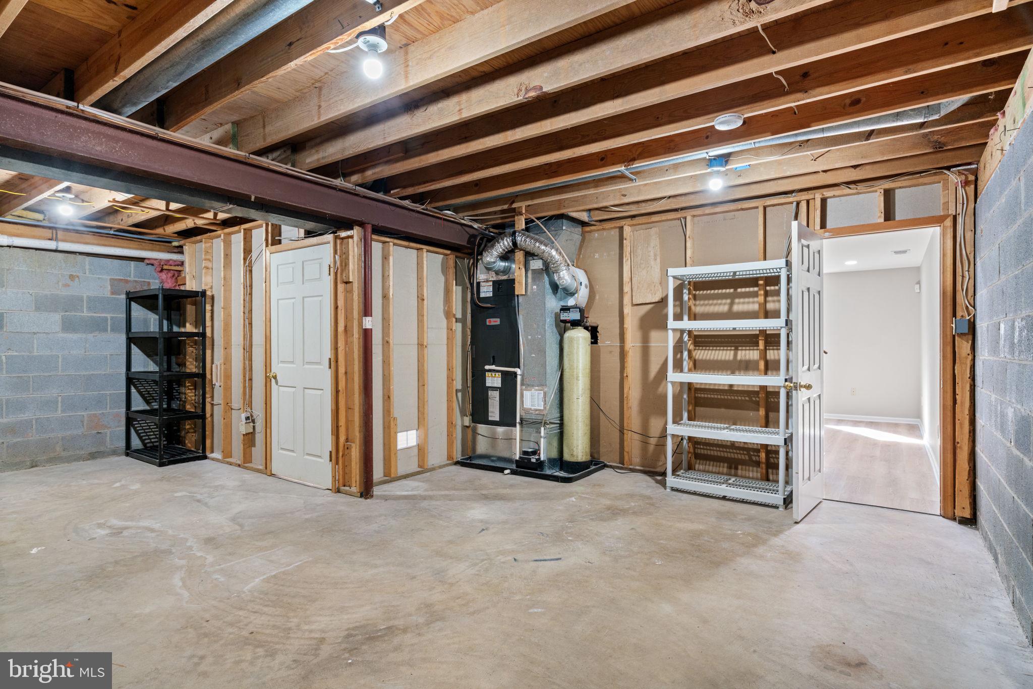 9024 BABER DRIVE