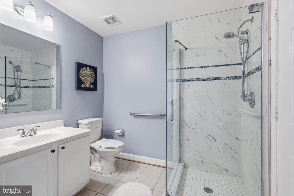 11009 KINSHIP COURT 102