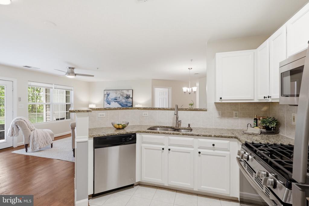 11009 KINSHIP COURT 102