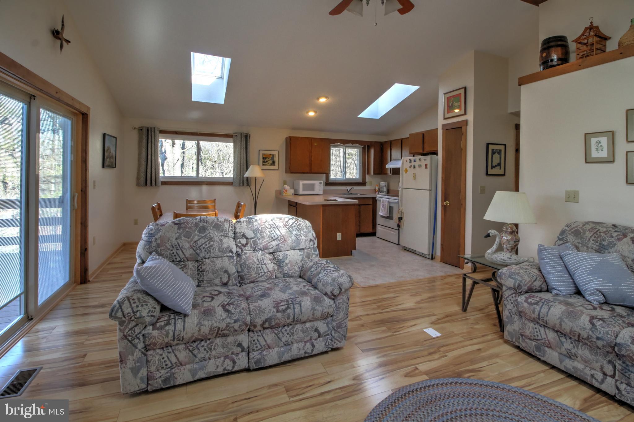 141 Mallard Dr