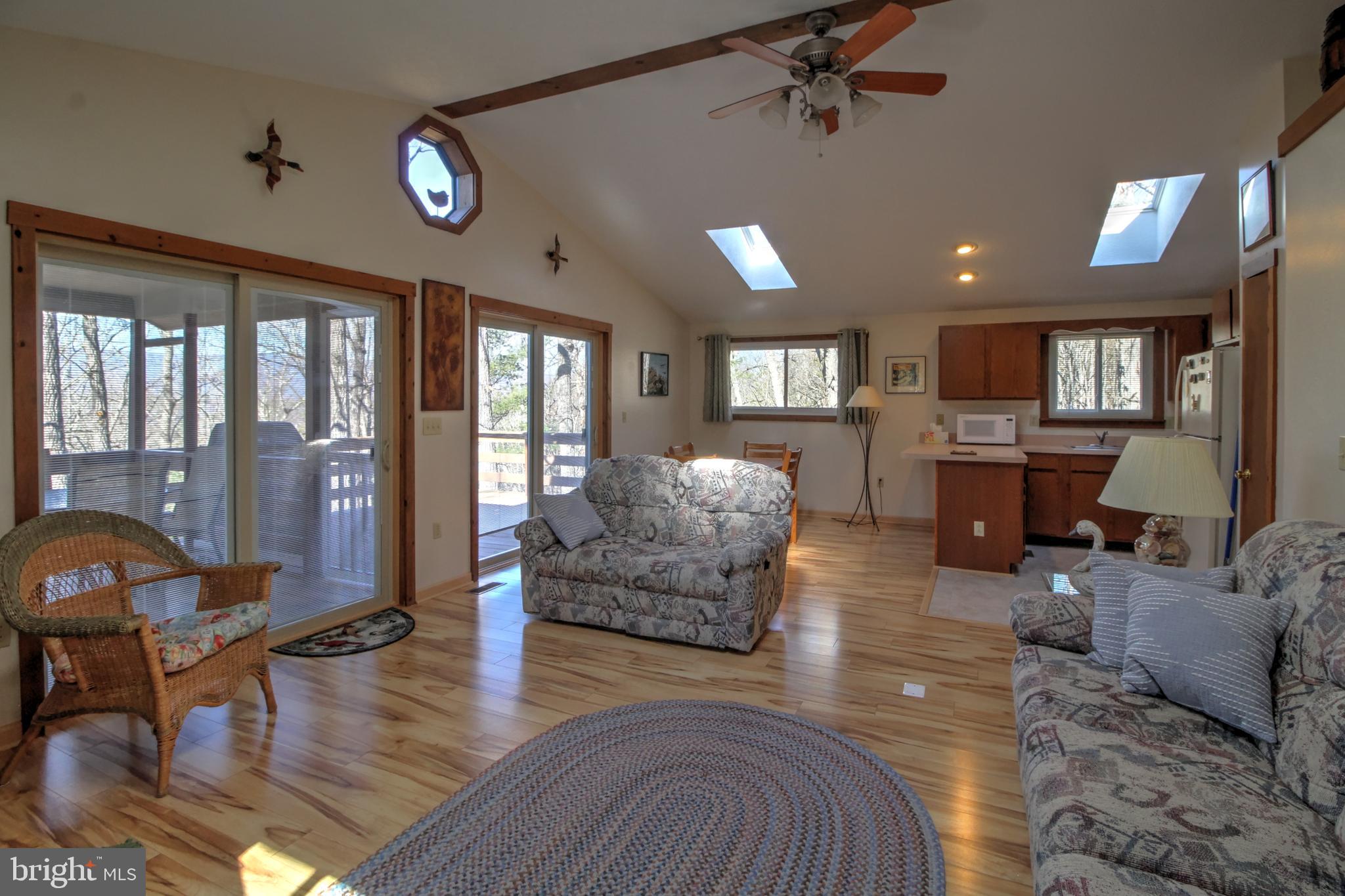141 Mallard Dr
