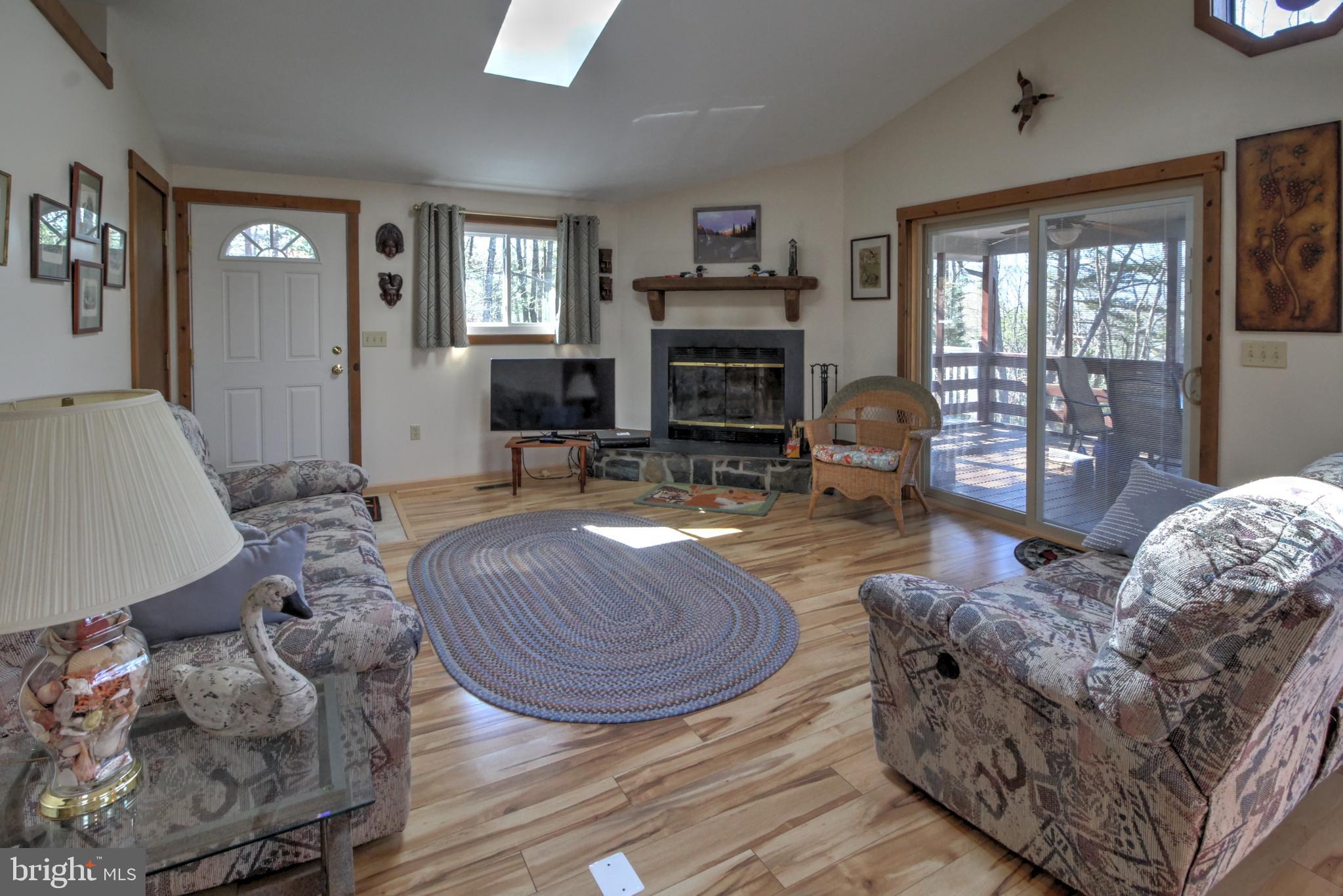 141 Mallard Dr