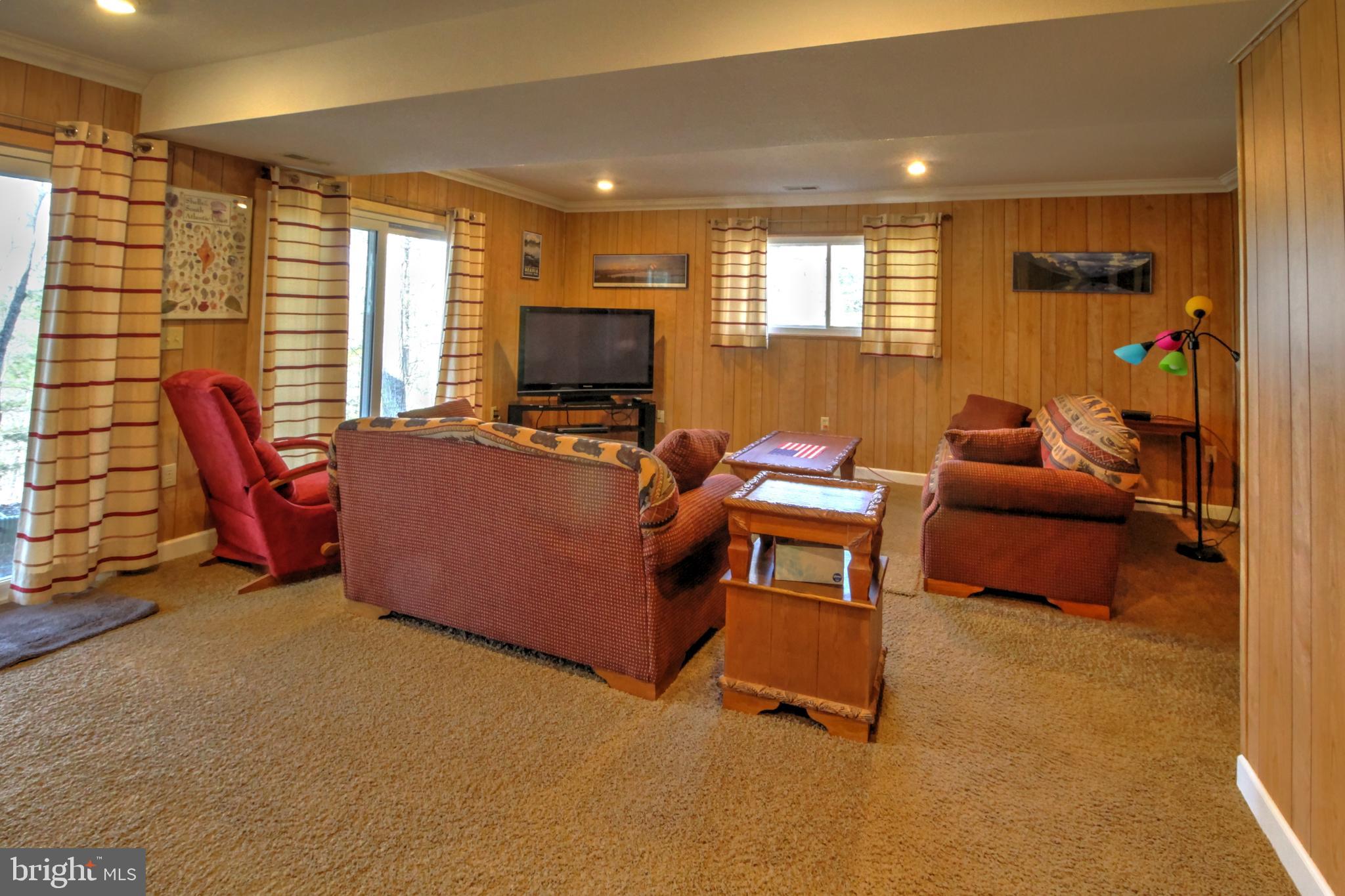 141 Mallard Dr