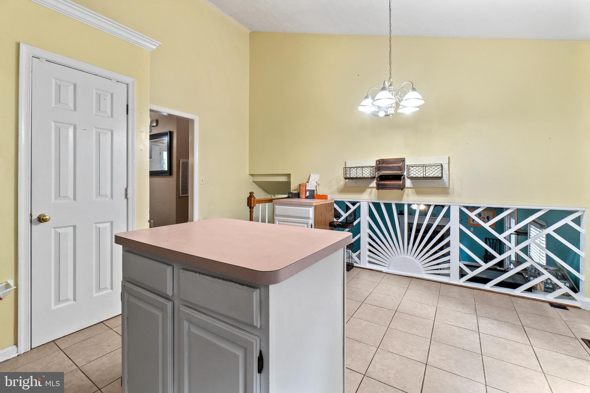 1005 John Paul Jones Dr