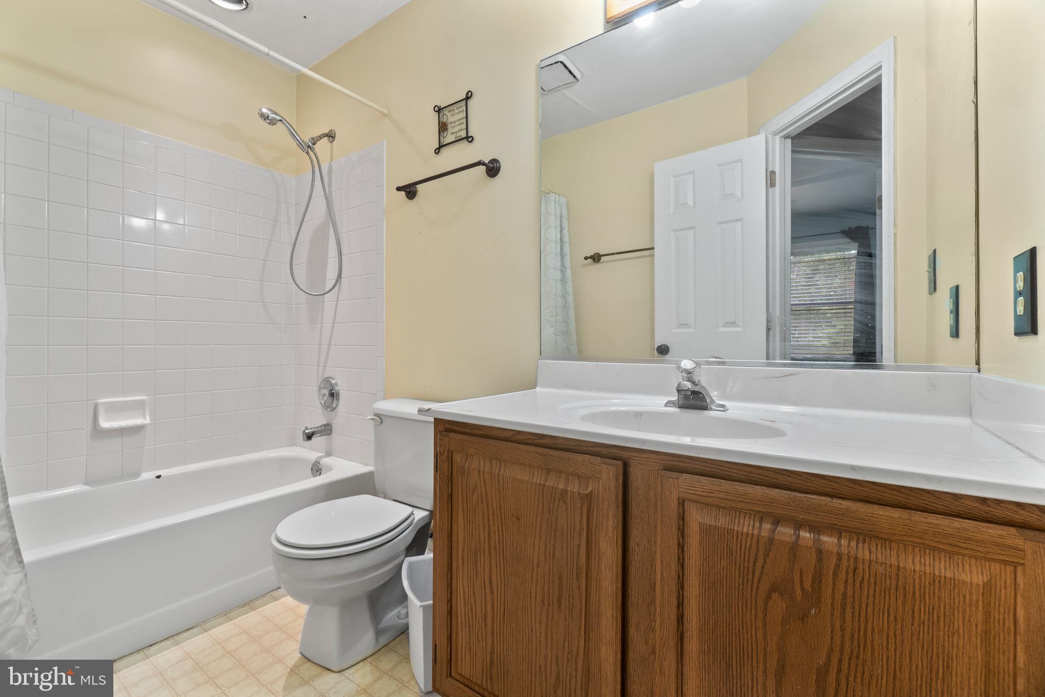 1005 John Paul Jones Dr