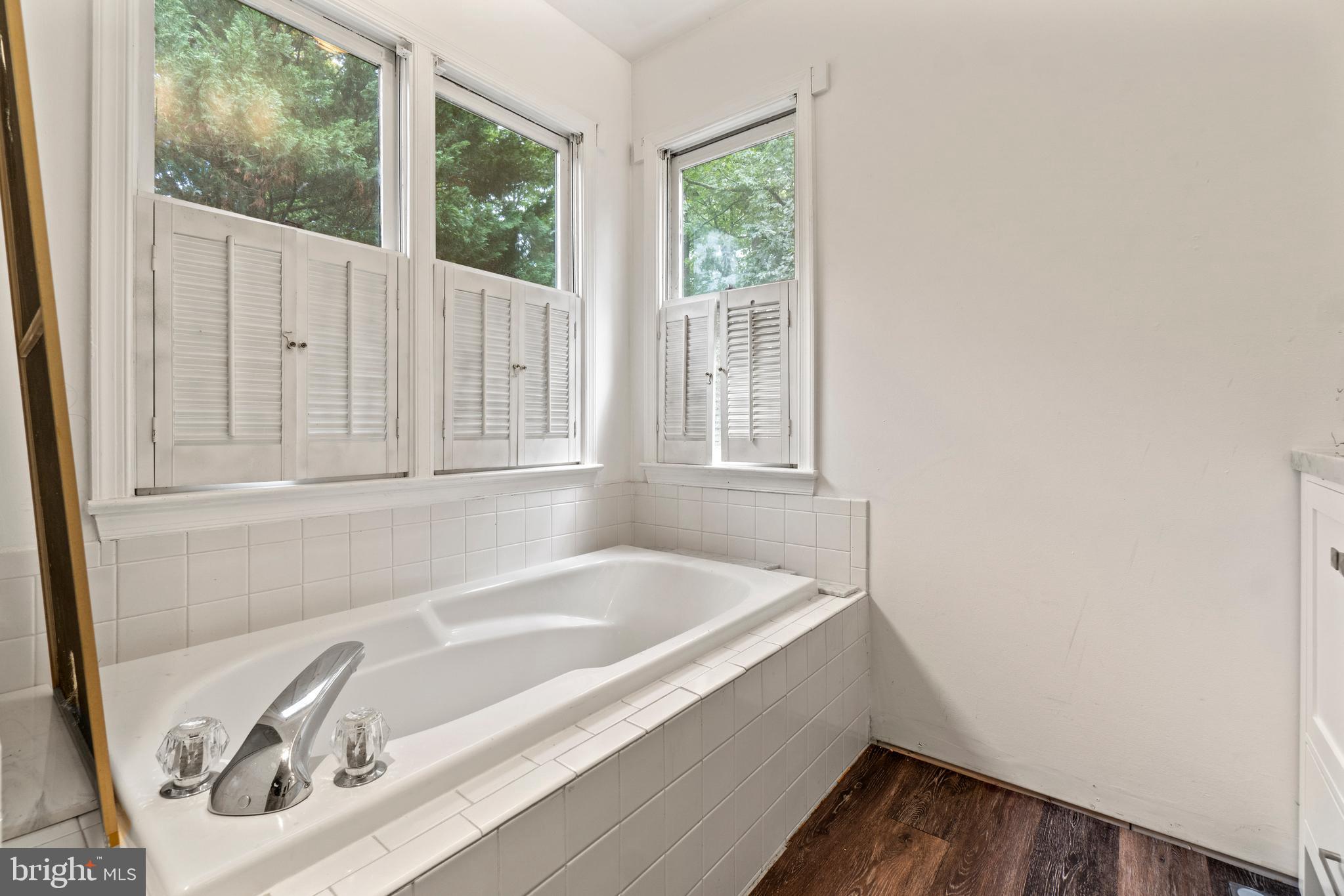 1005 John Paul Jones Dr