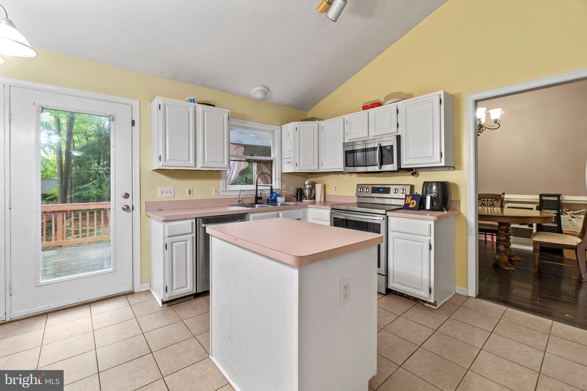 1005 John Paul Jones Dr