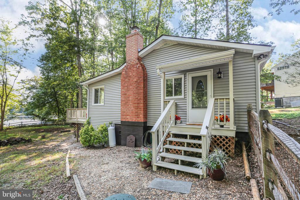 139 WOODLAND DRIVE