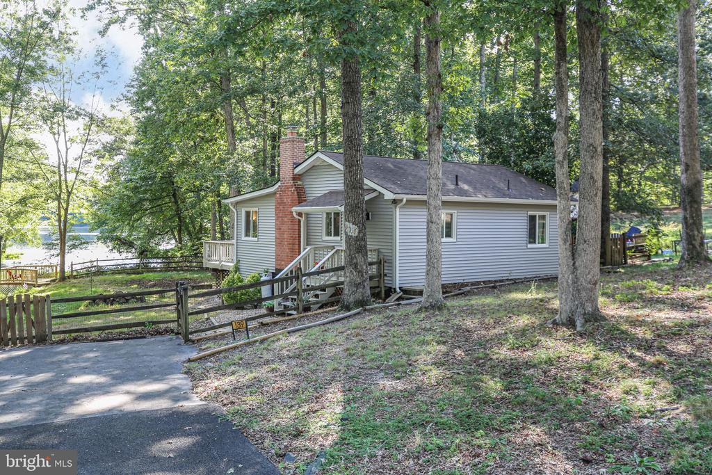 139 WOODLAND DRIVE