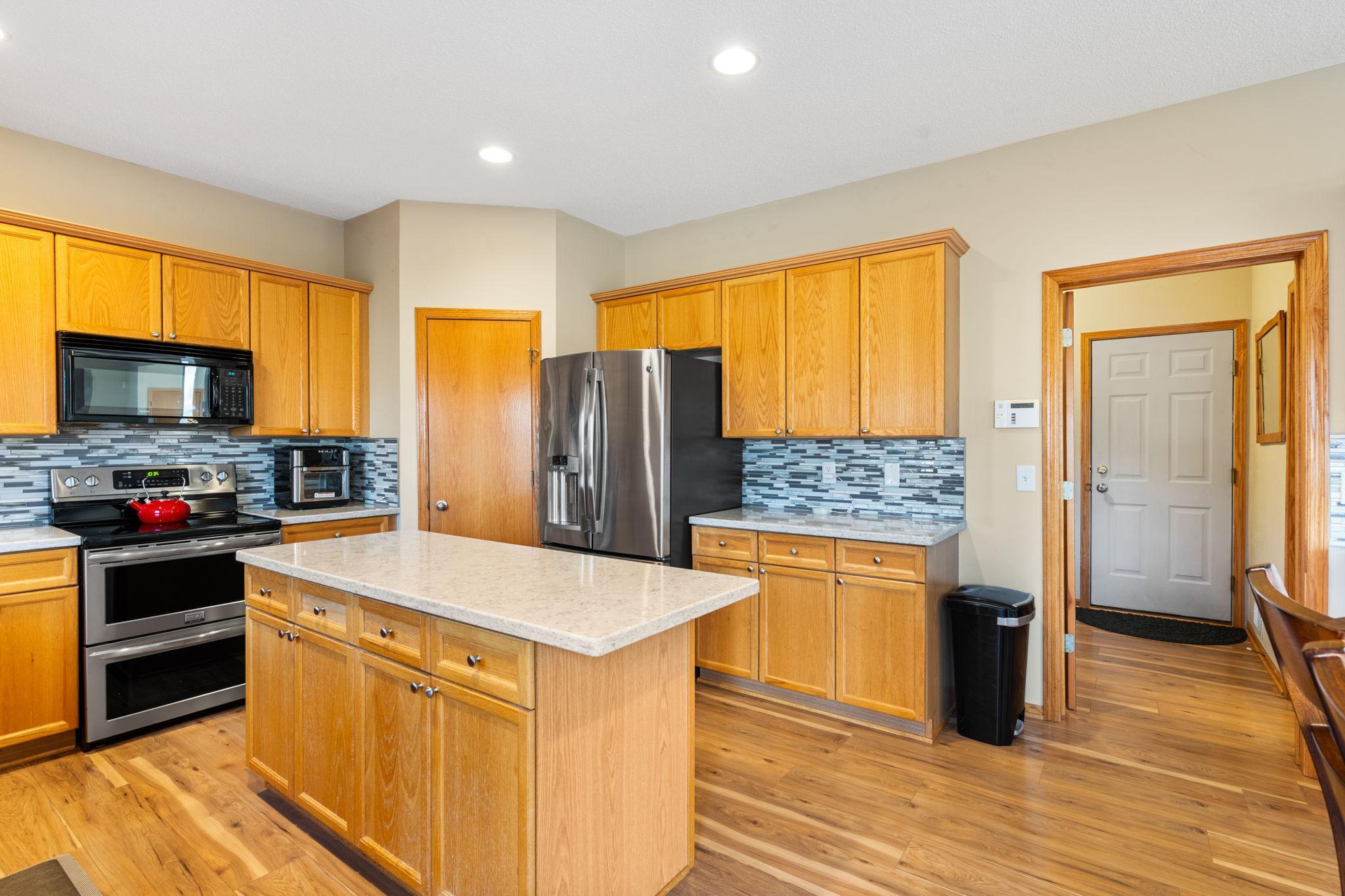 1510 Deerwood Bend