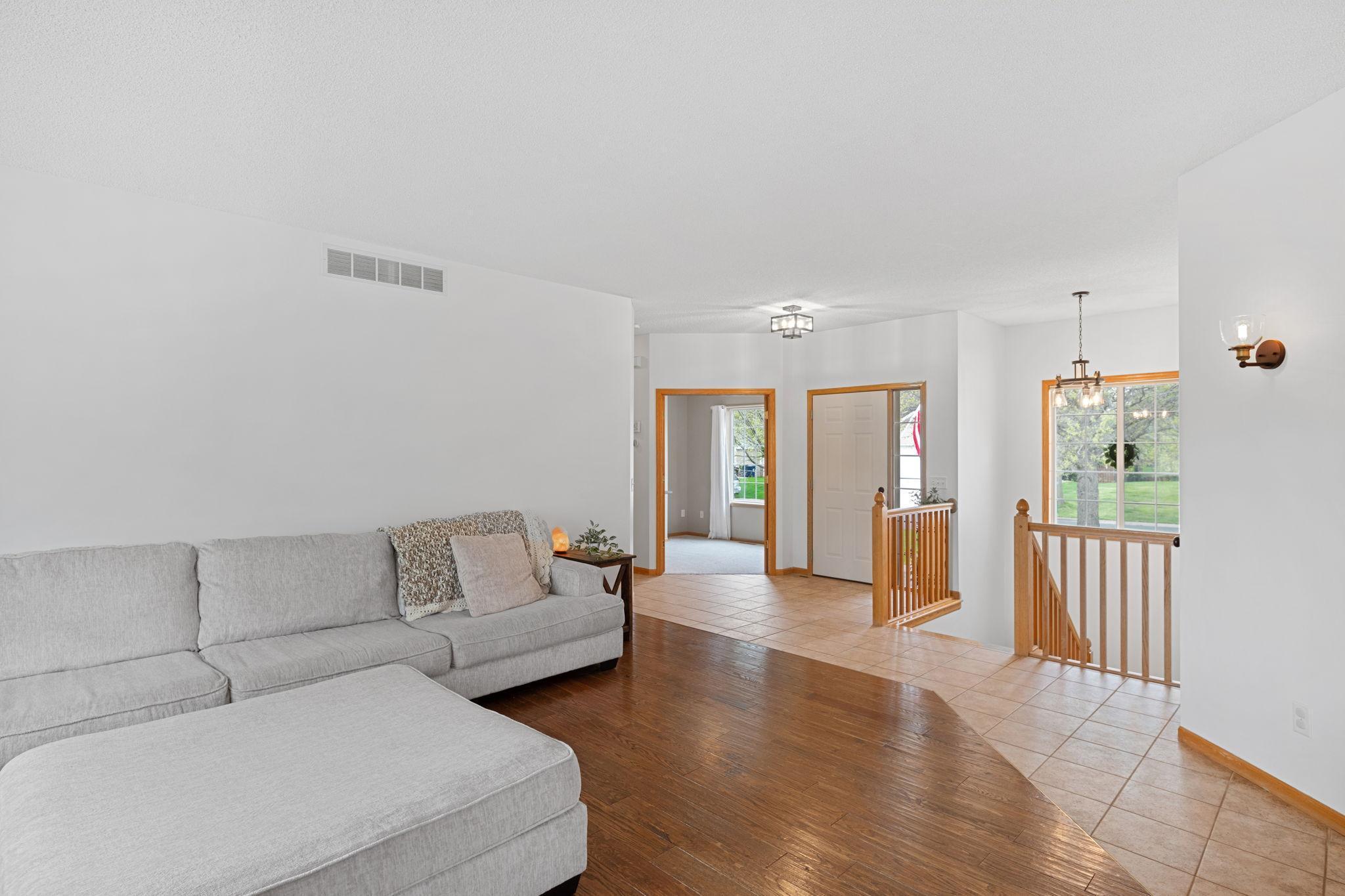 4865 191st Street W