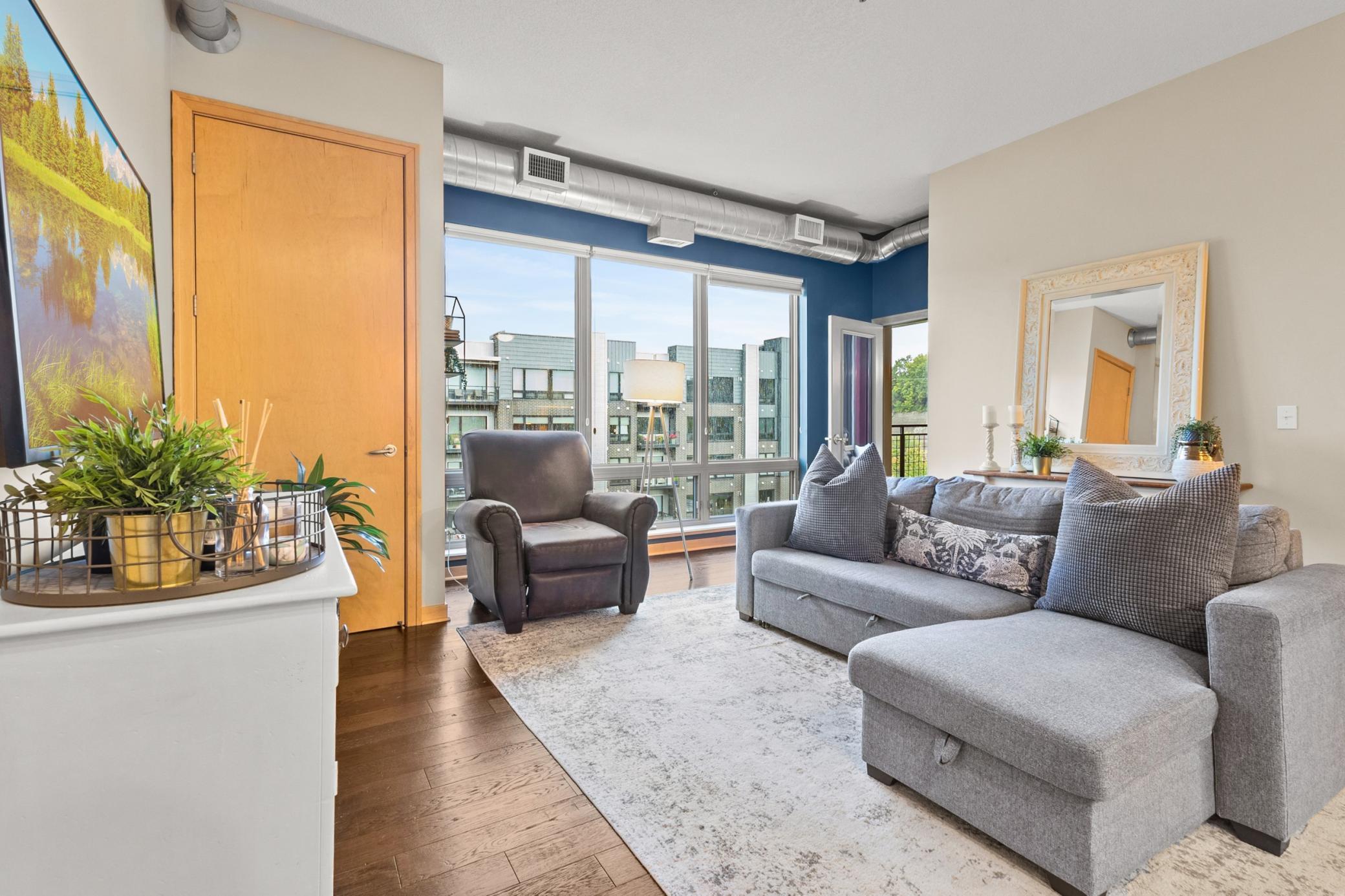 240 Spring Street Unit: 407