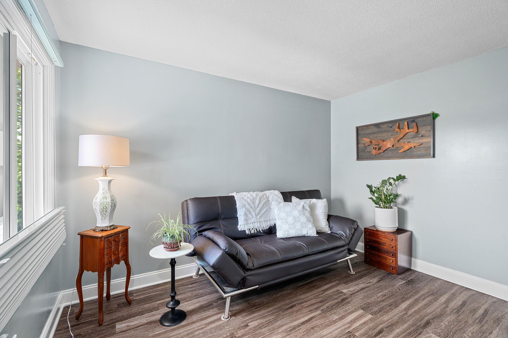 3272 Lower 67th Street E