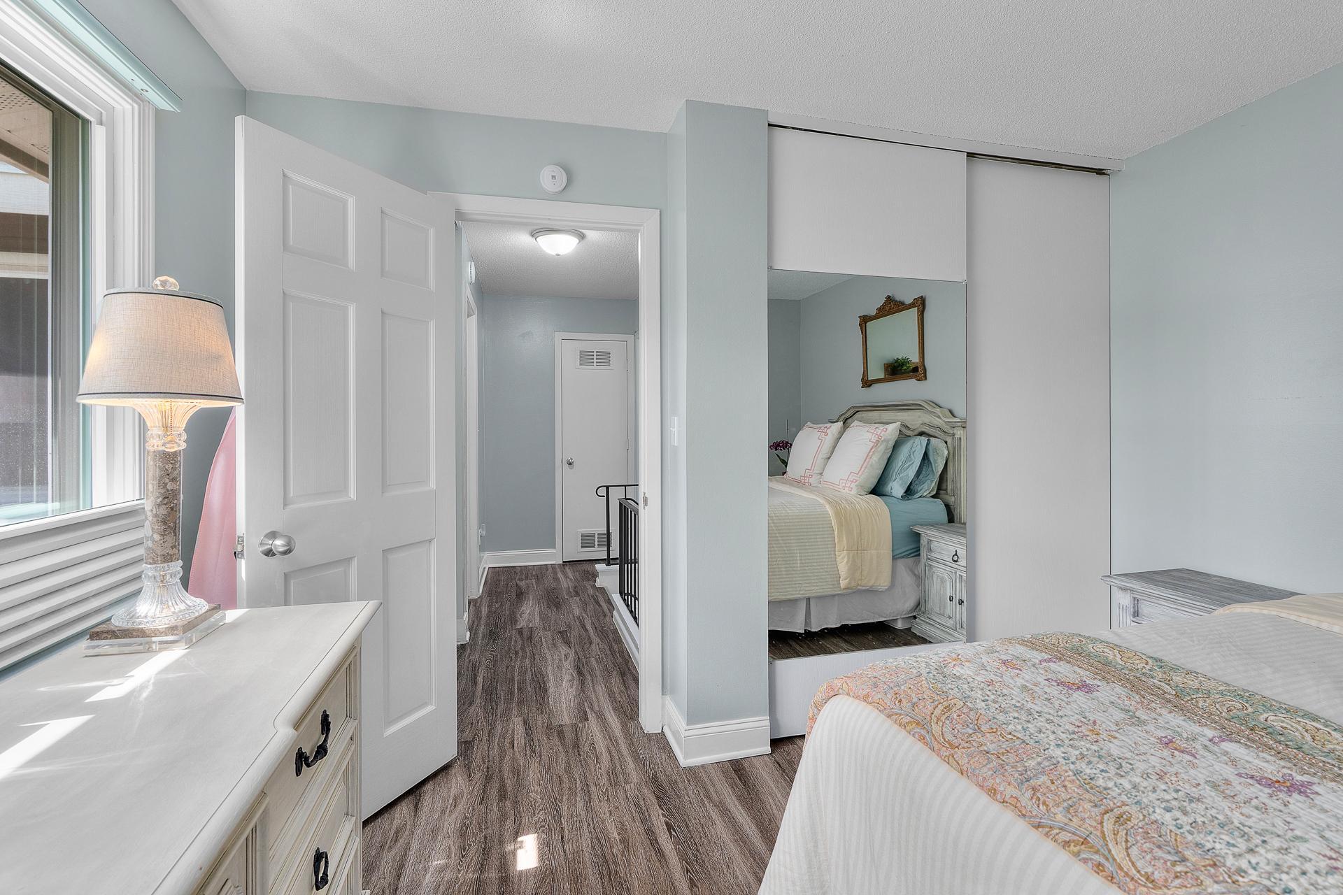 3272 Lower 67th Street E