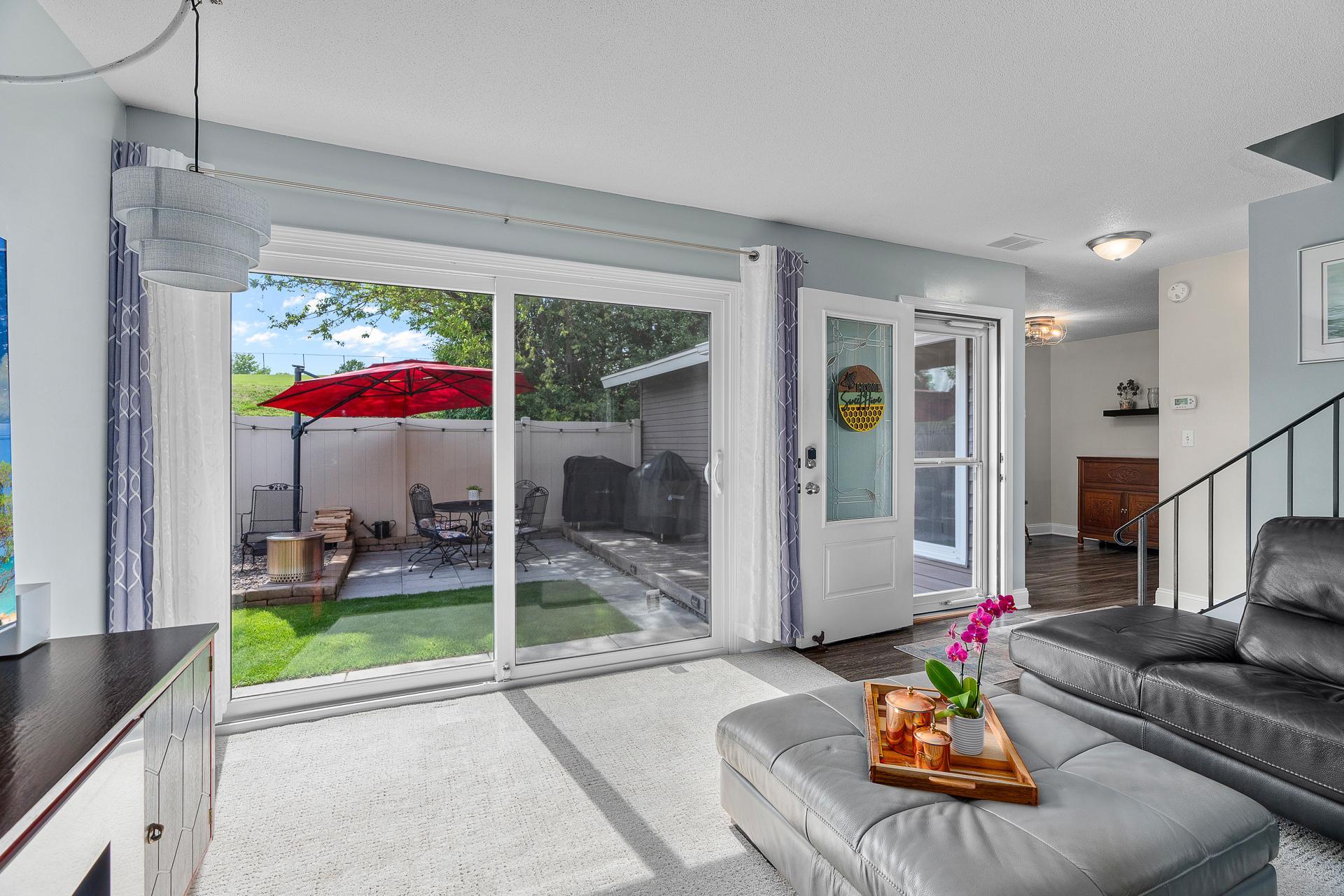 3272 Lower 67th Street E