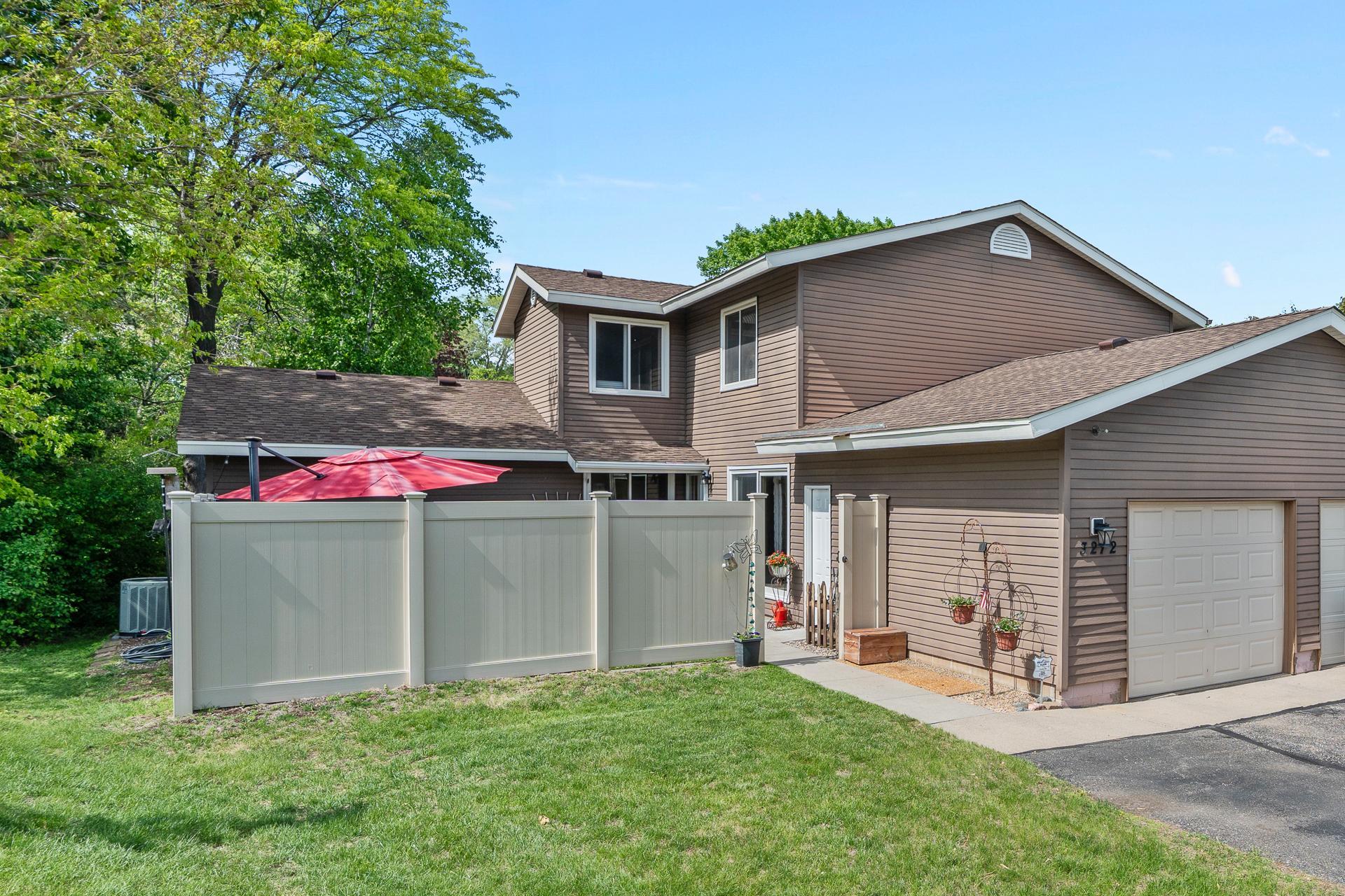 3272 Lower 67th Street E