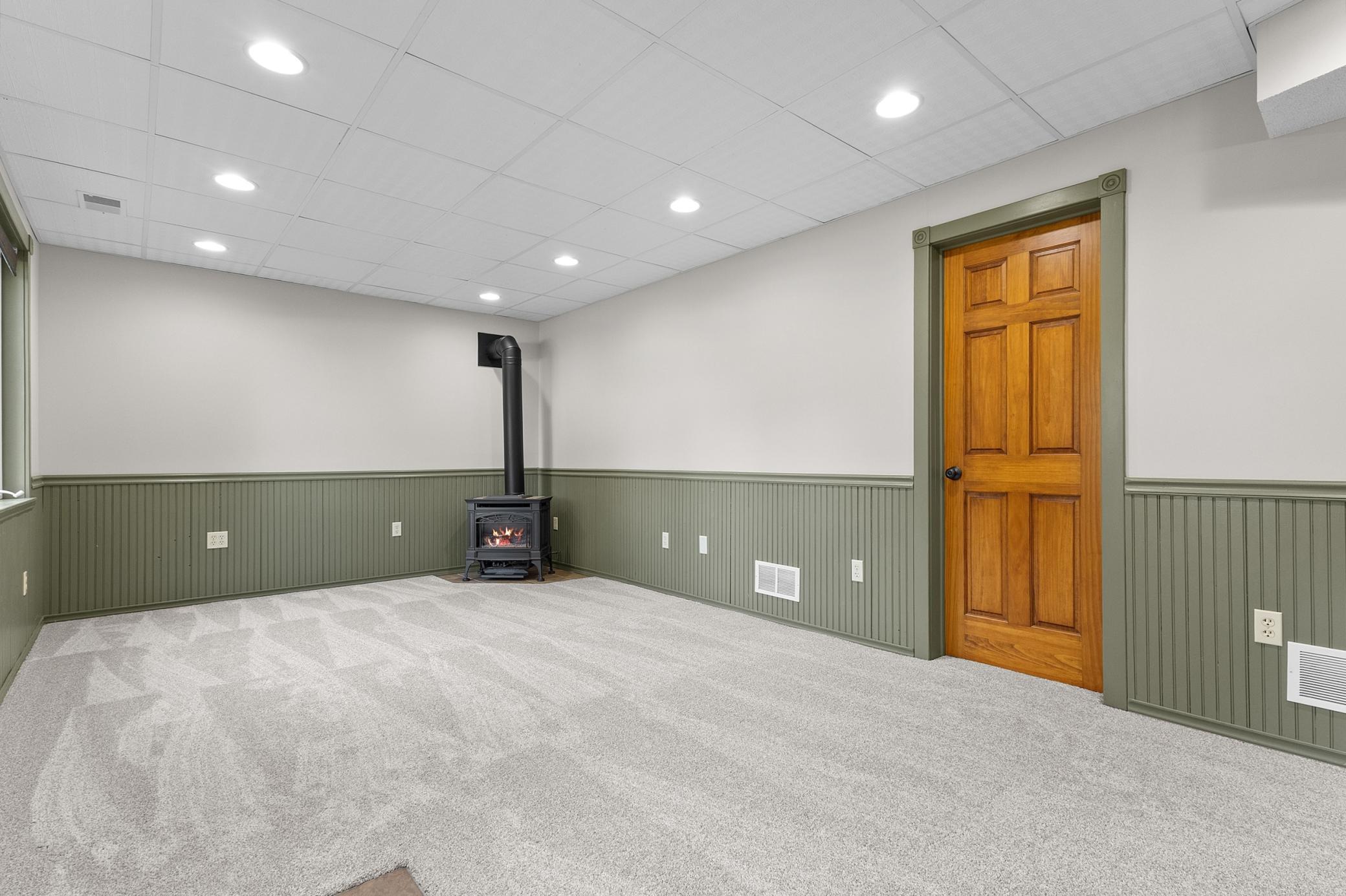 1845 77th Street W
