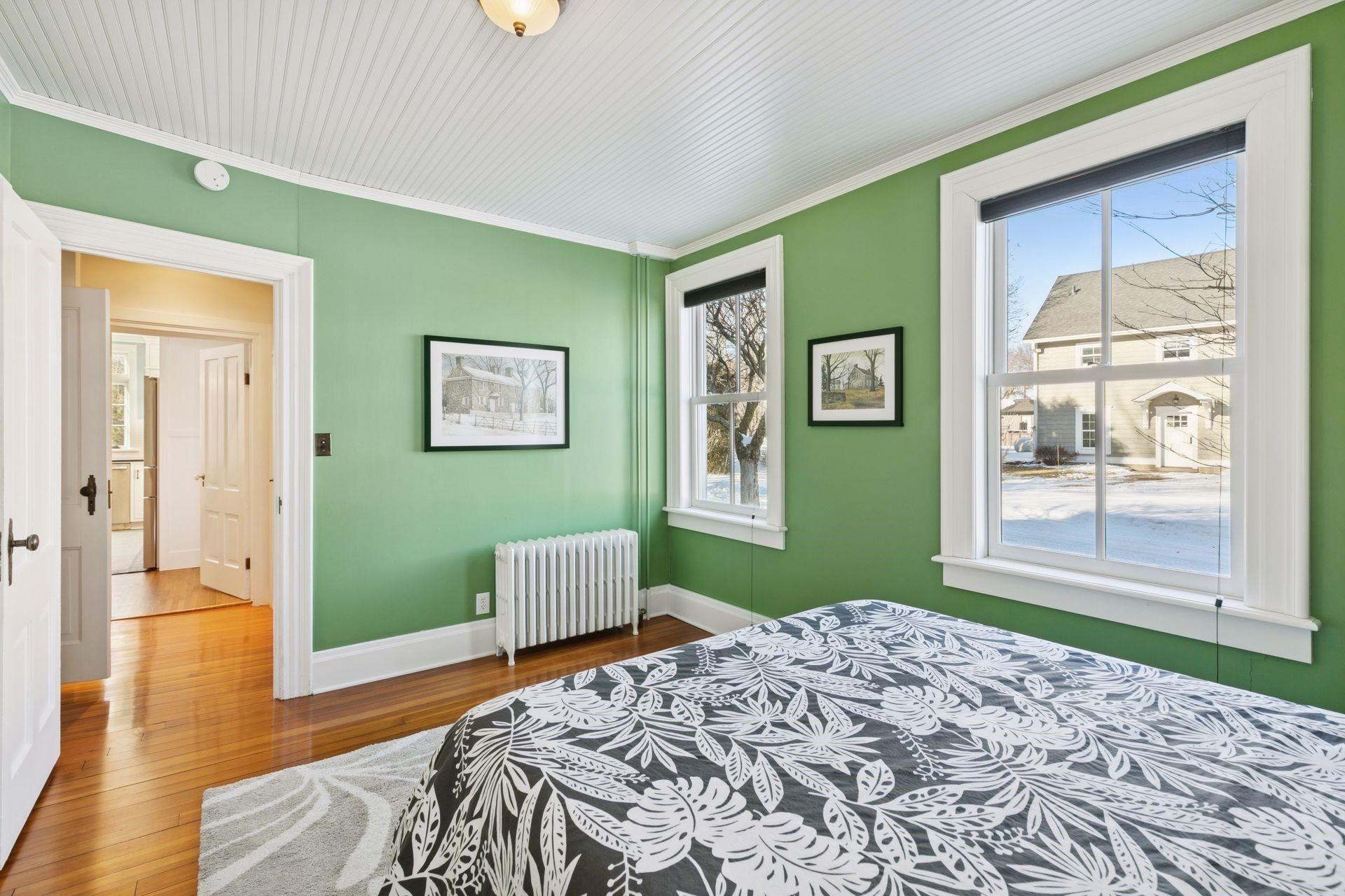 420 Kielmeyer Avenue NE