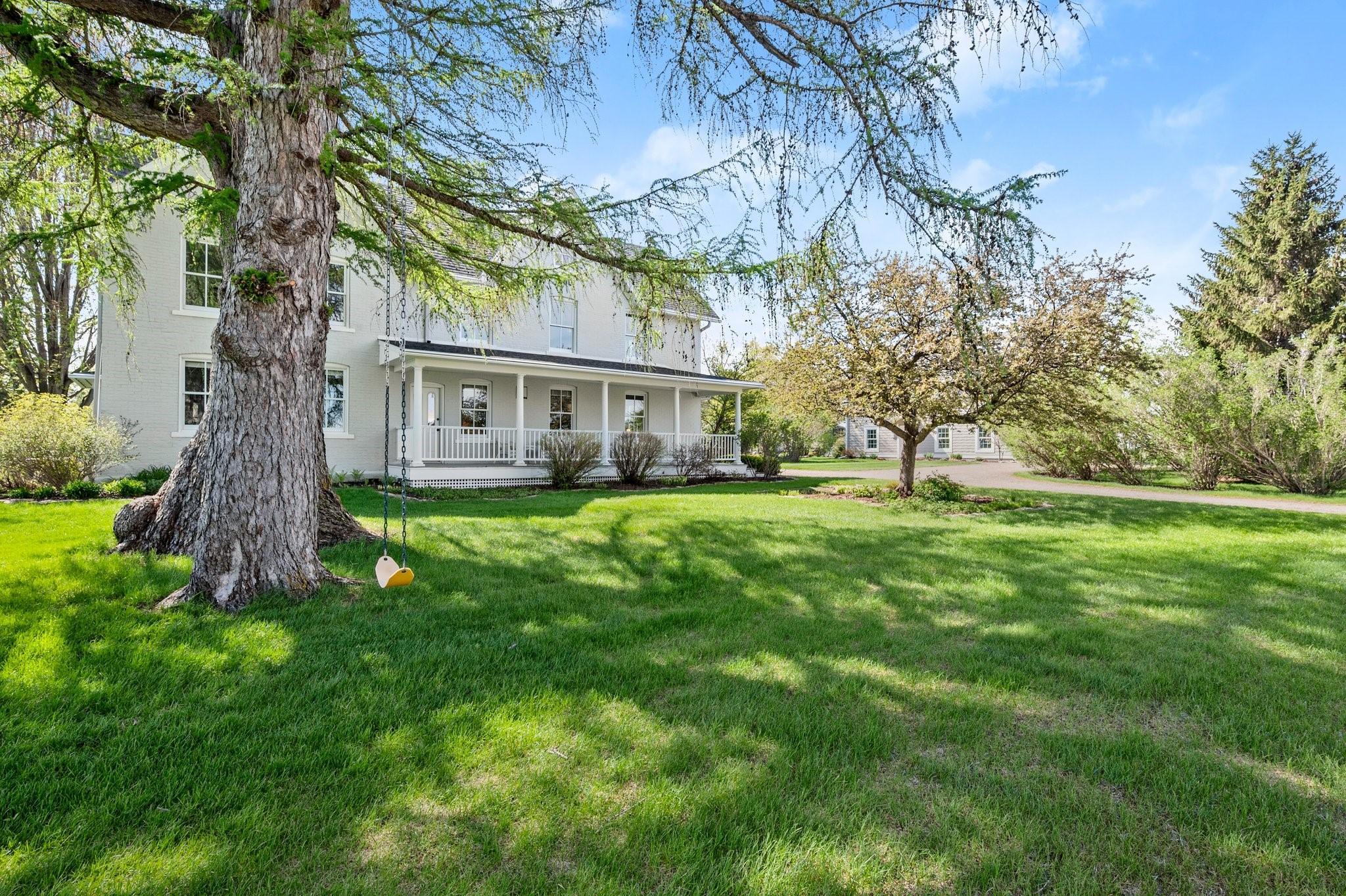 420 Kielmeyer Avenue NE