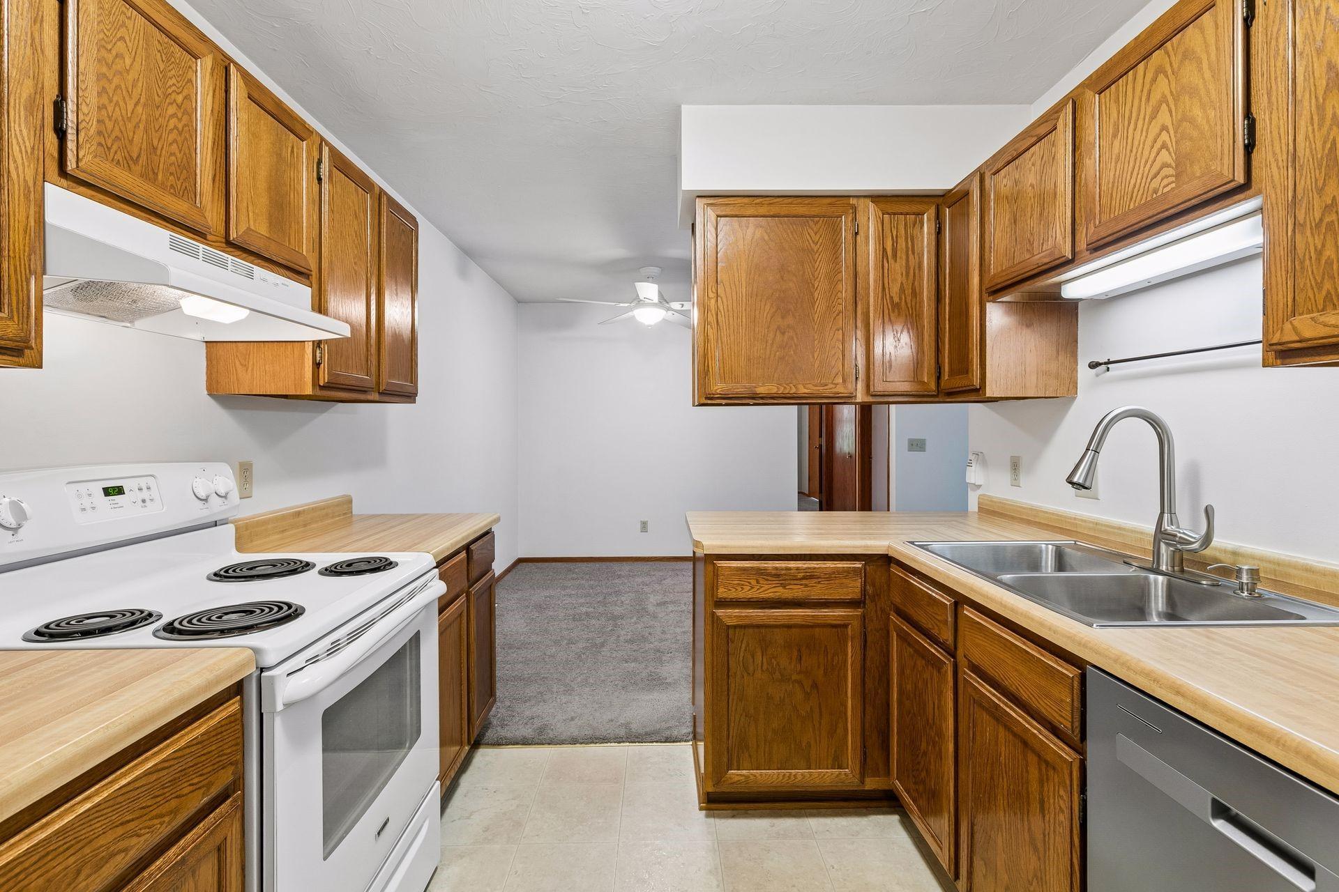 7775 Glenda Court