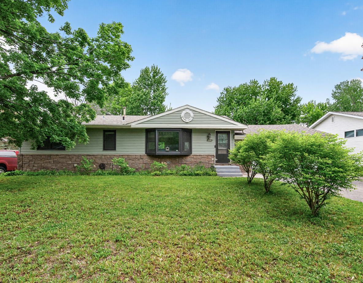 2041 Emerald Lane