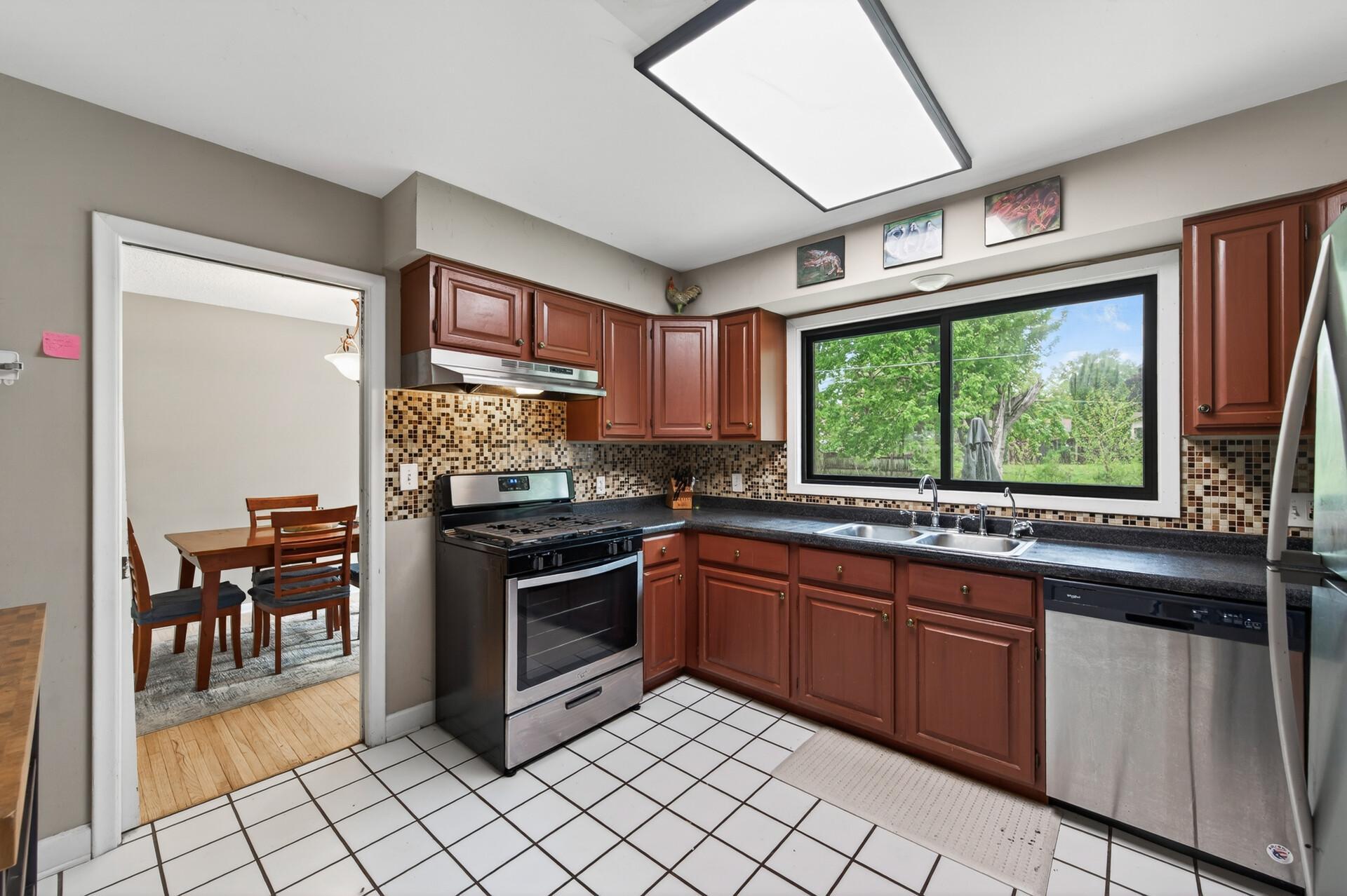2041 Emerald Lane