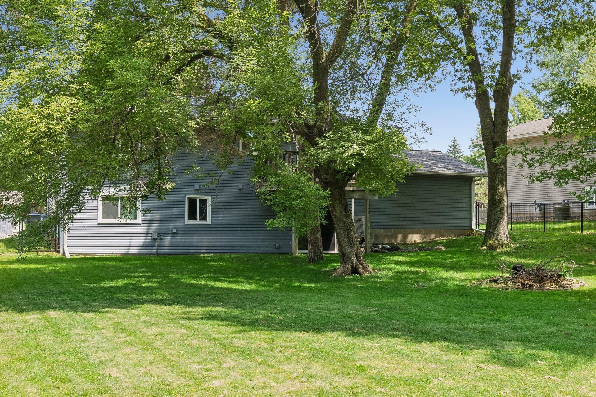6919 Calgary Road