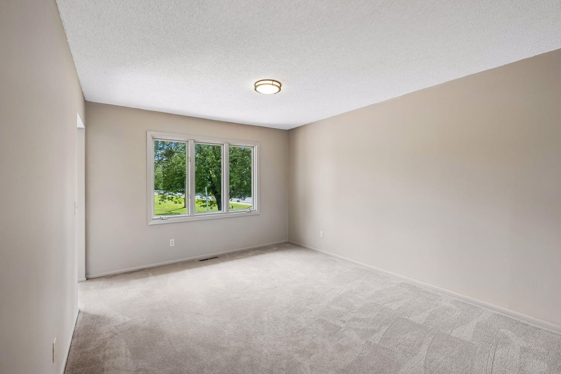 1790 Crestridge Lane