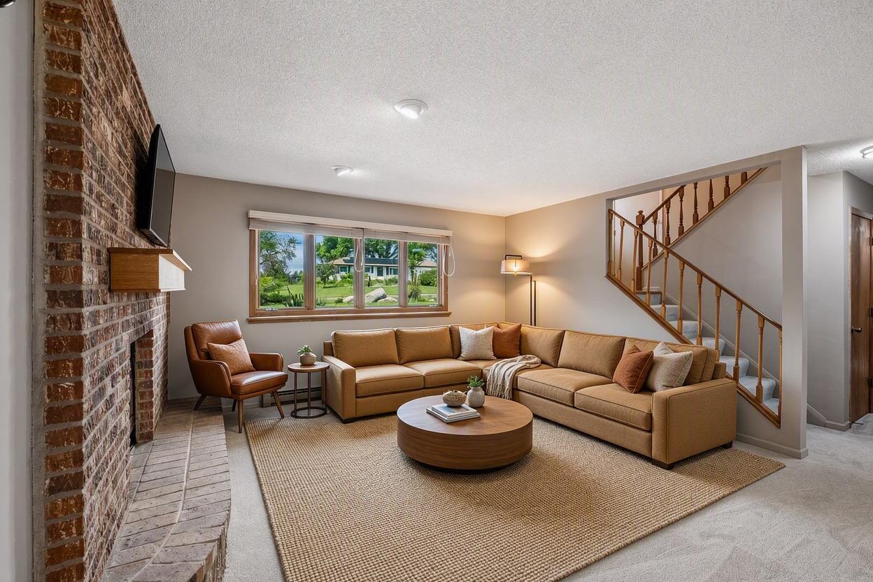 1790 Crestridge Lane