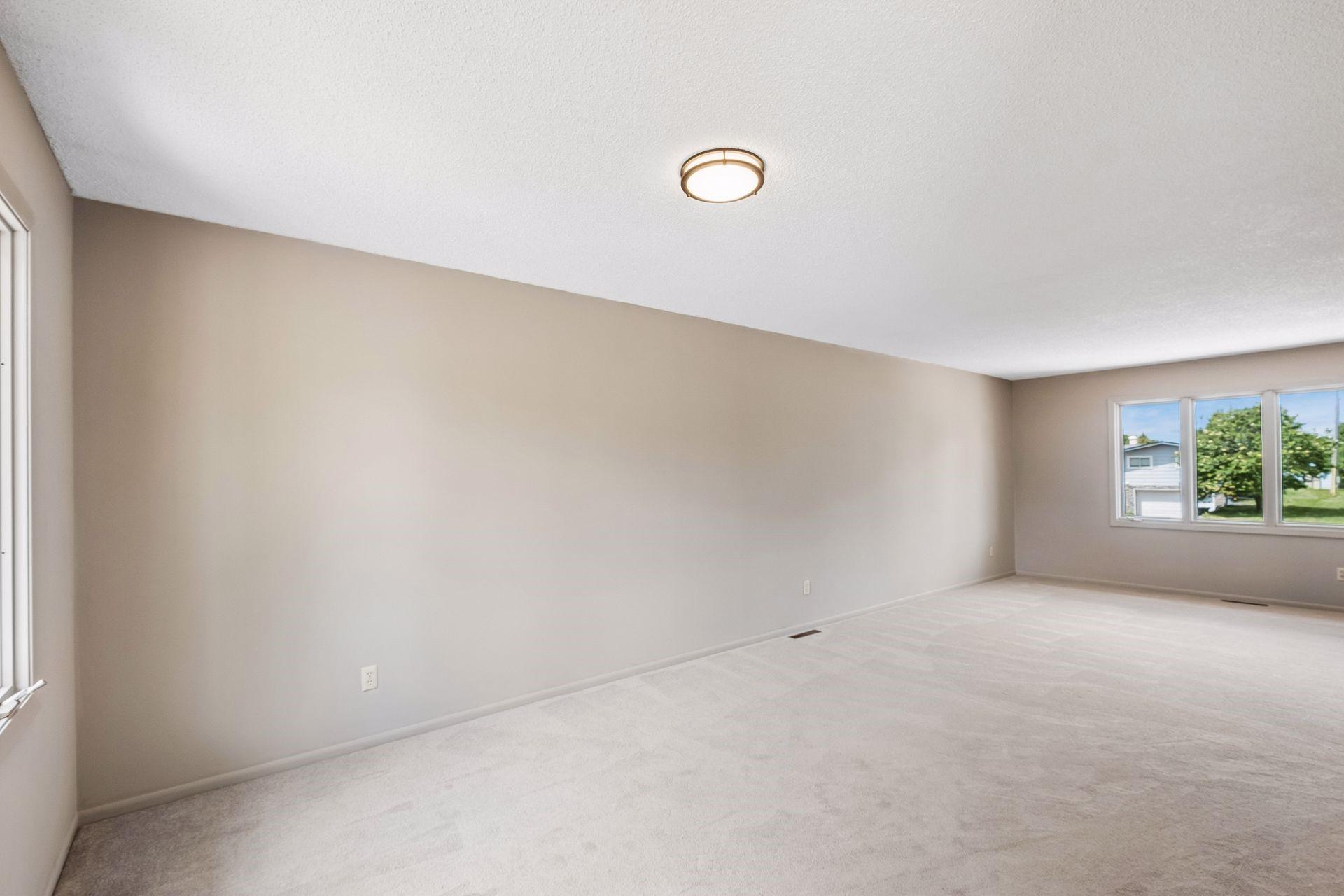 1790 Crestridge Lane