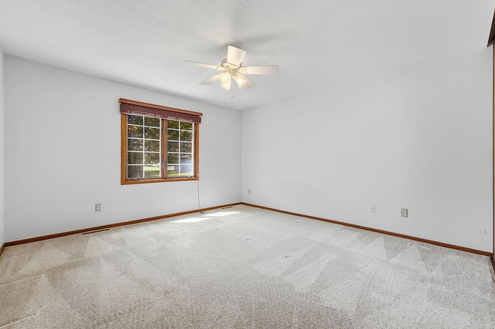 1063 Duckwood Drive Unit: 102