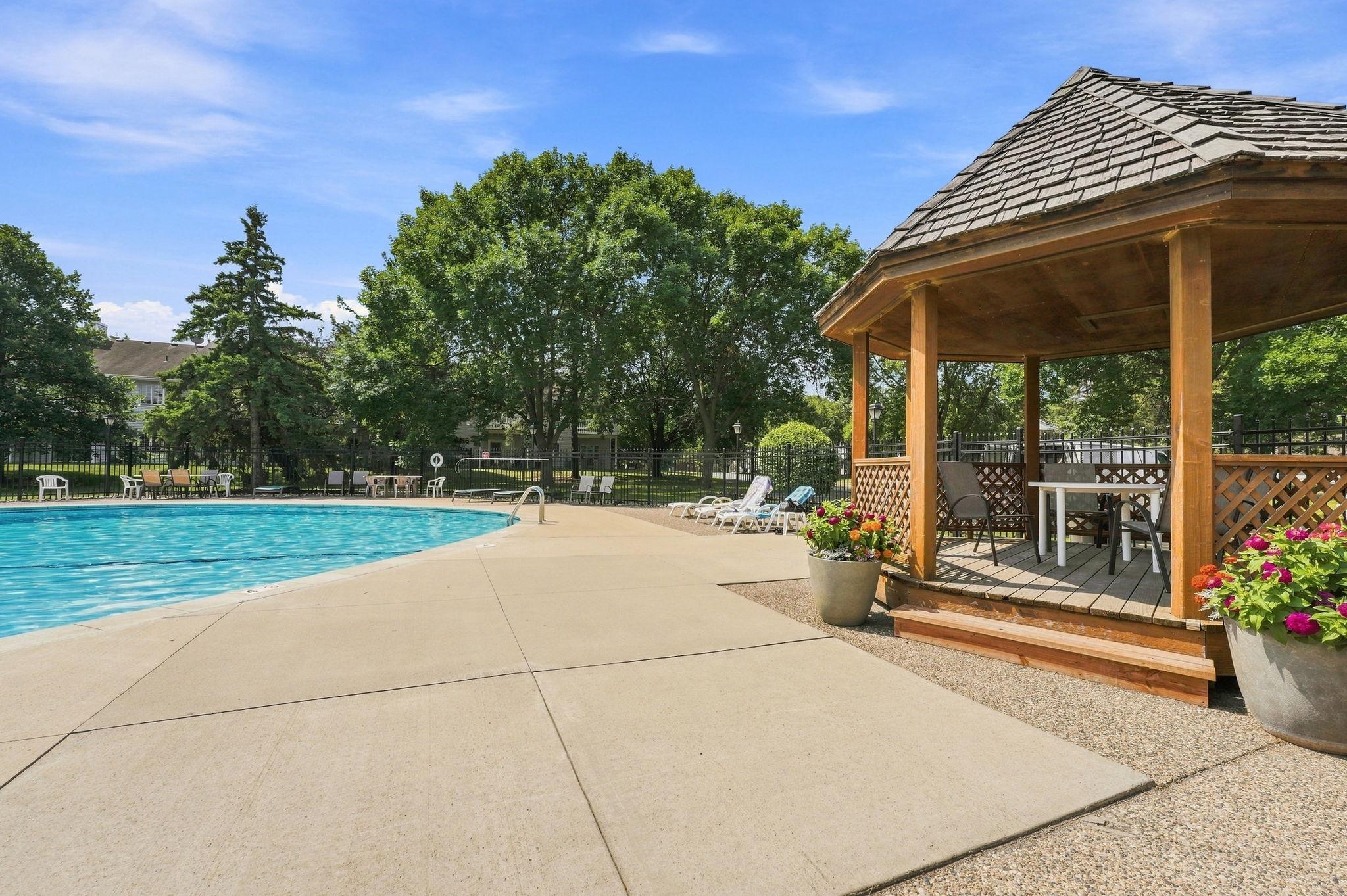 1063 Duckwood Drive Unit: 102