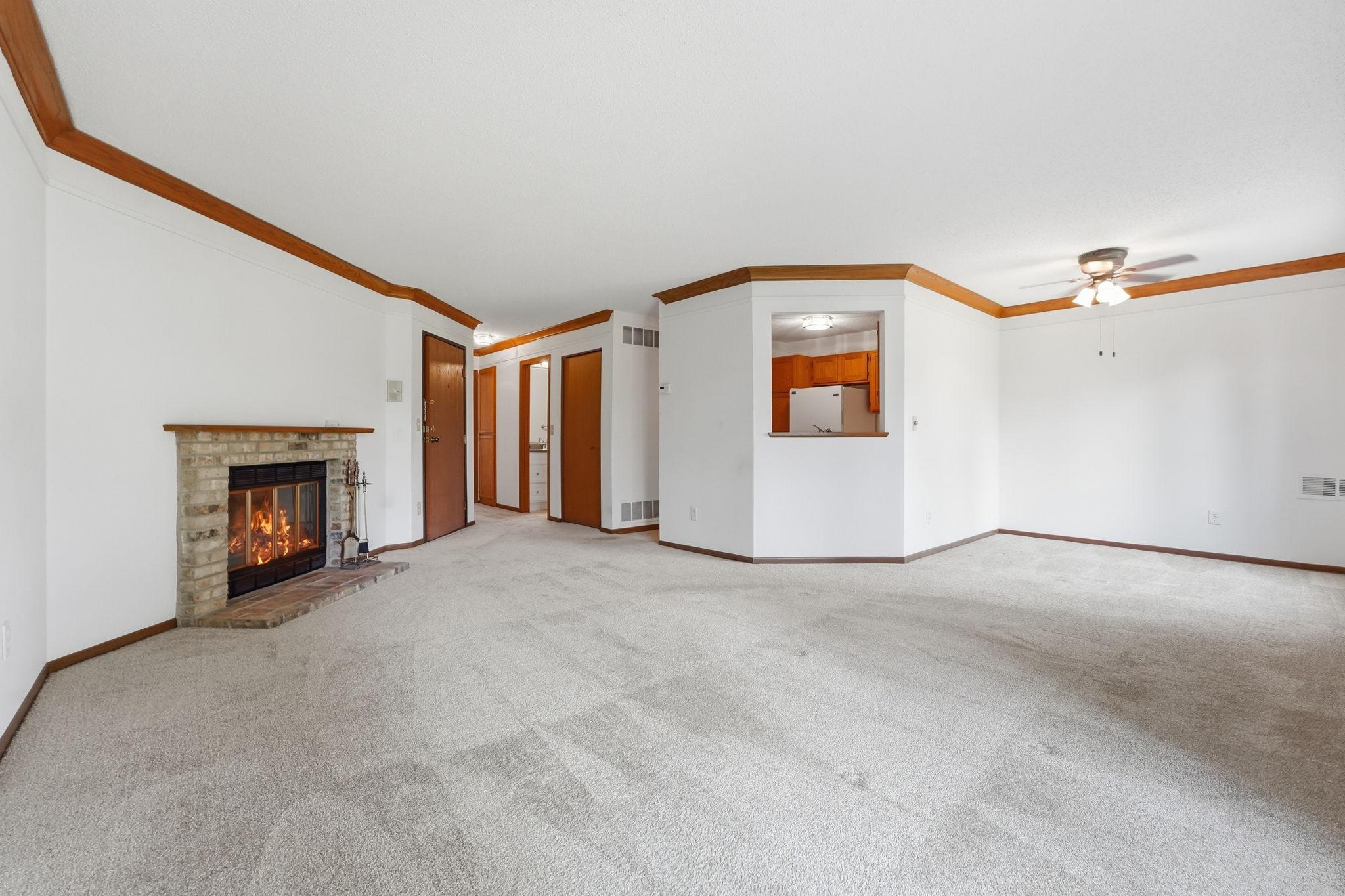 1063 Duckwood Drive Unit: 102