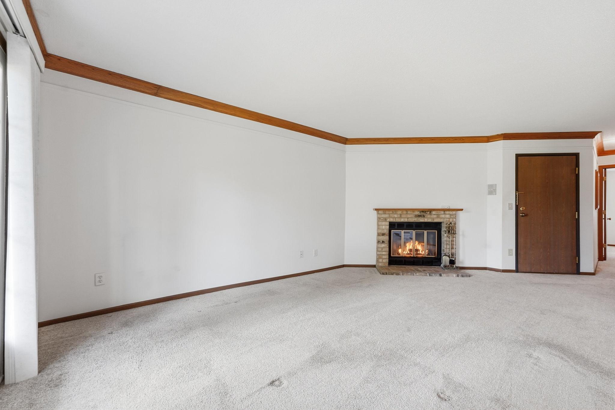 1063 Duckwood Drive Unit: 102