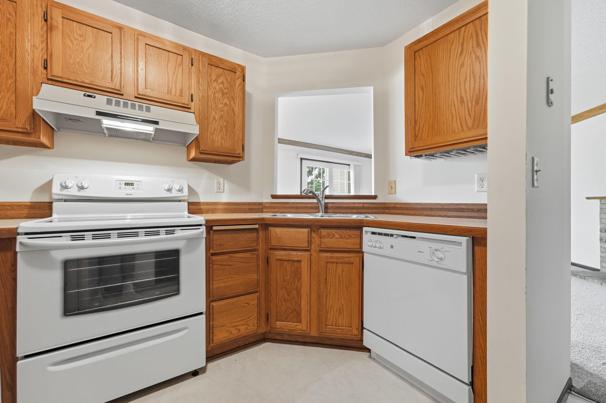1063 Duckwood Drive Unit: 102