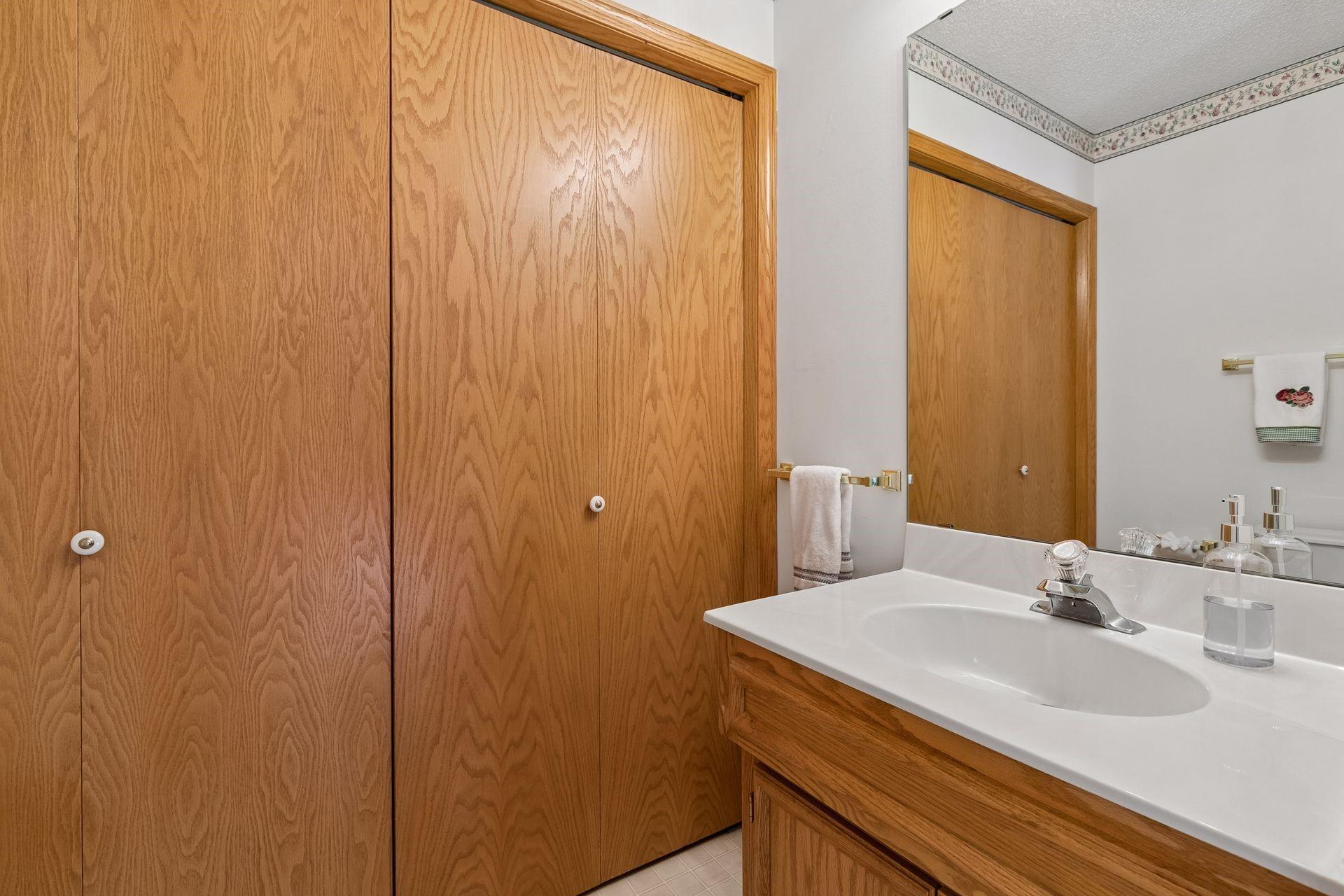 14116 Essex Lane