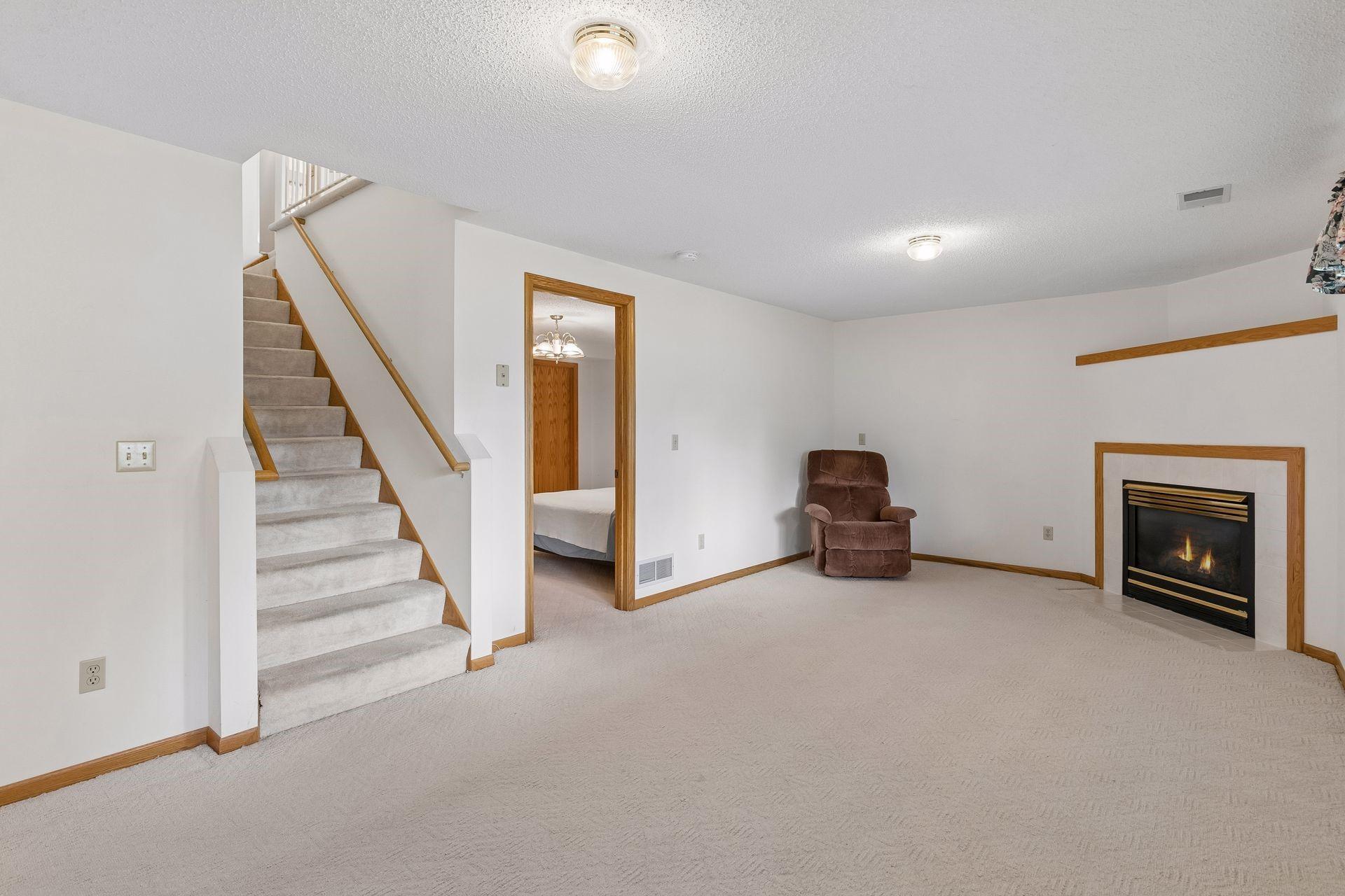 14116 Essex Lane