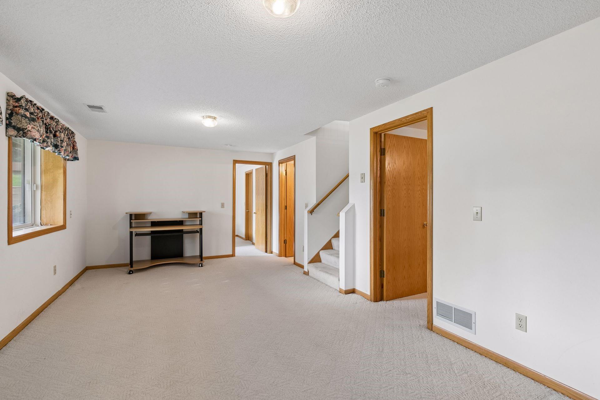 14116 Essex Lane