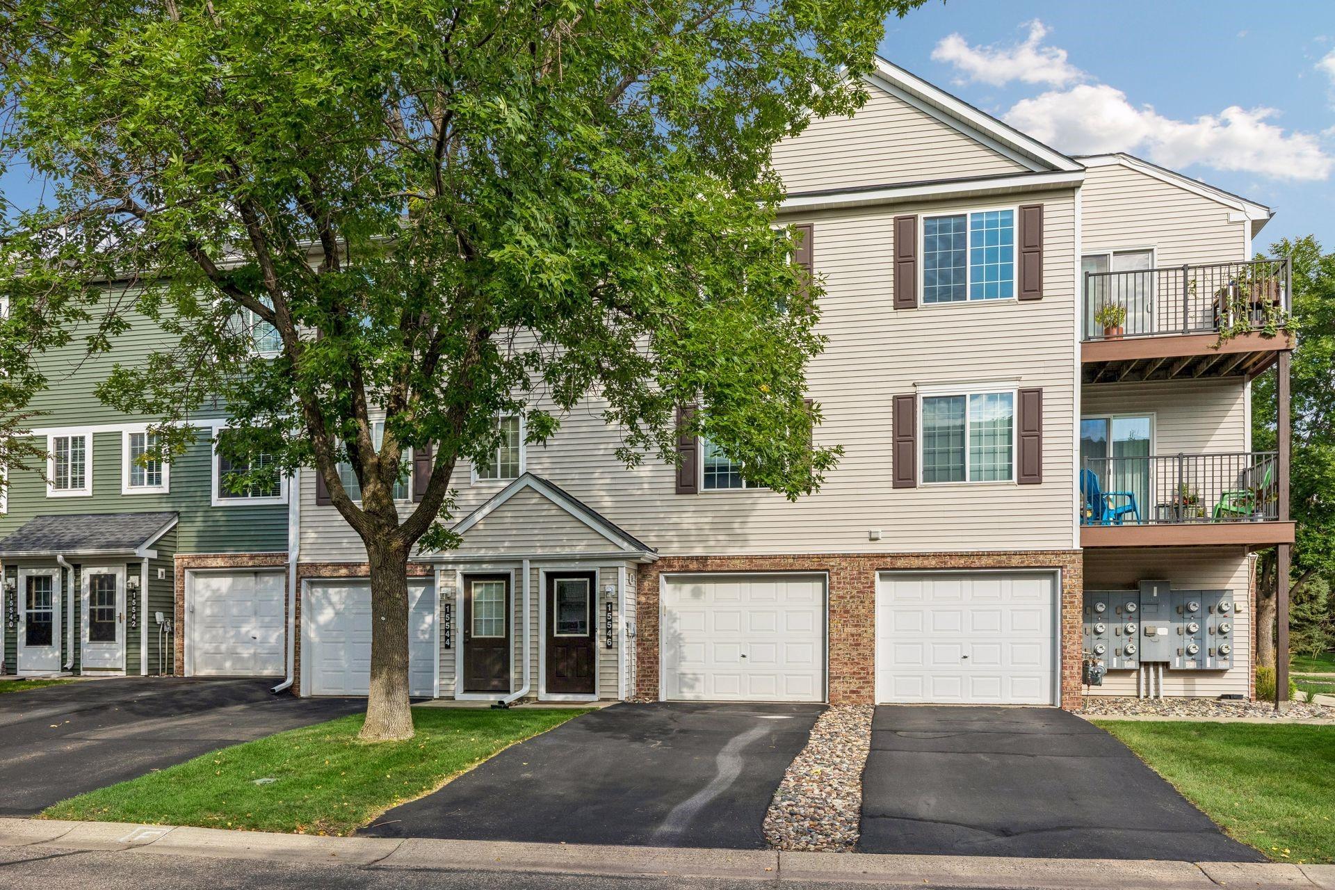 15546 Float Lane Unit: 103