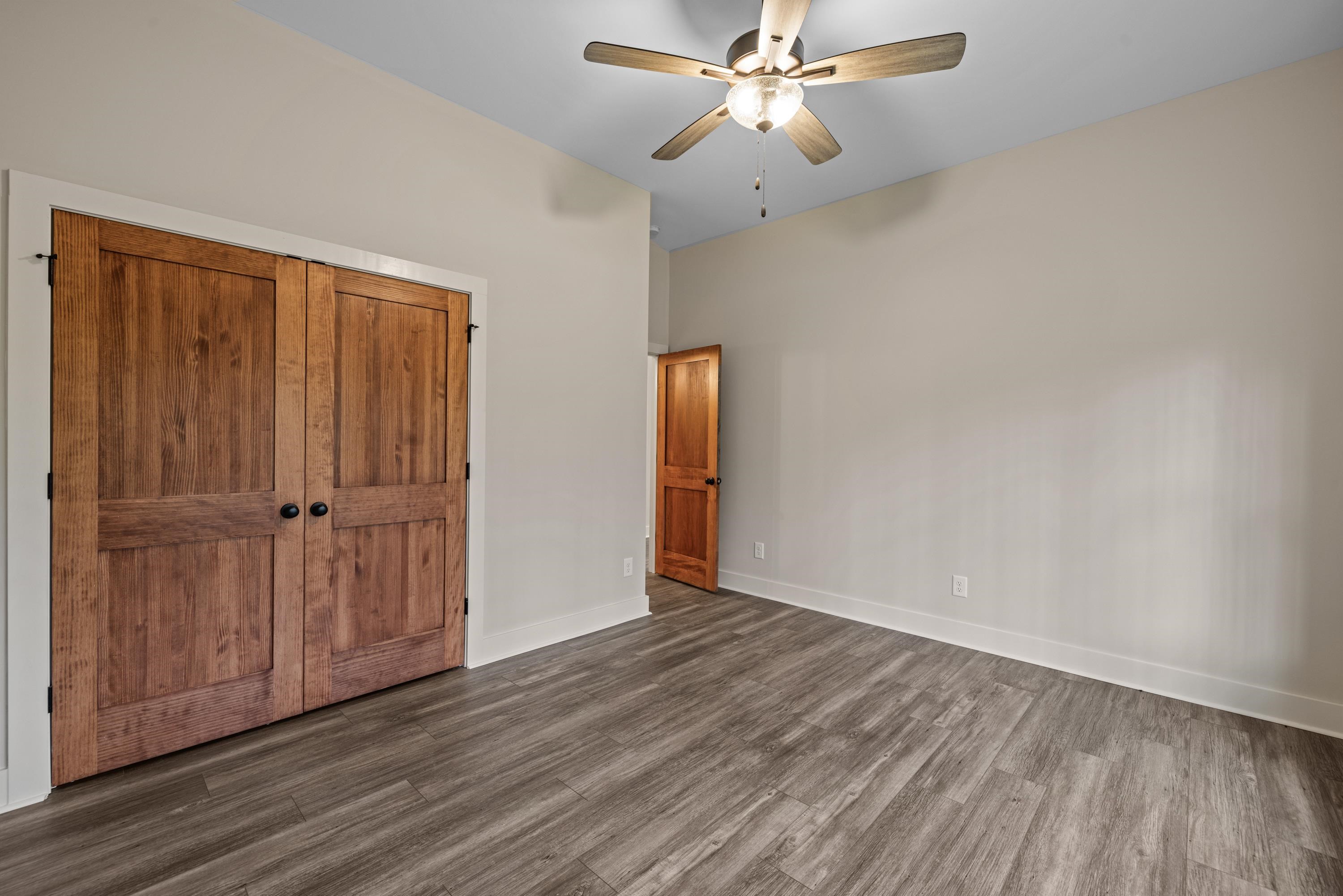 1010 COSBY CIRCLE