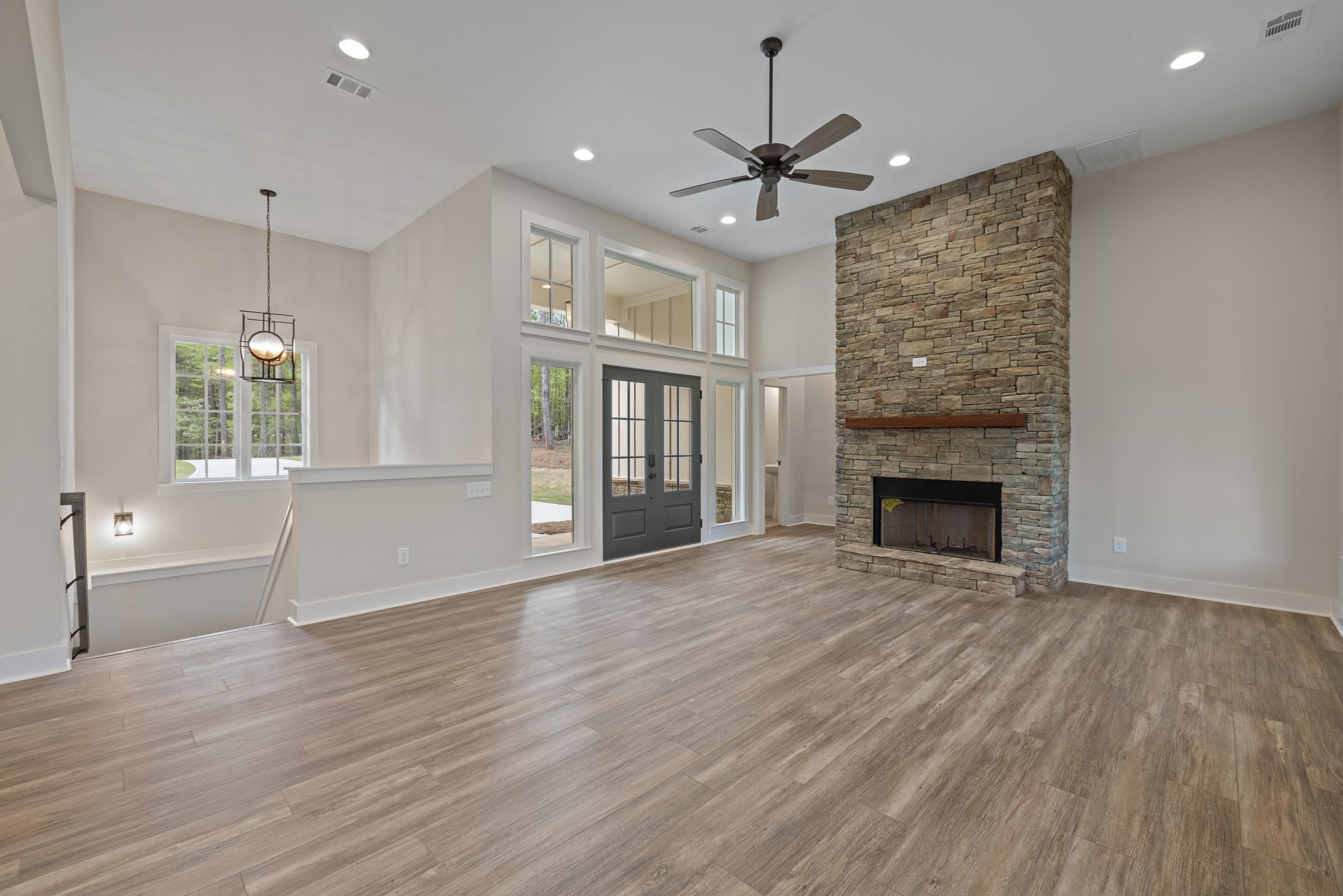 1010 COSBY CIRCLE