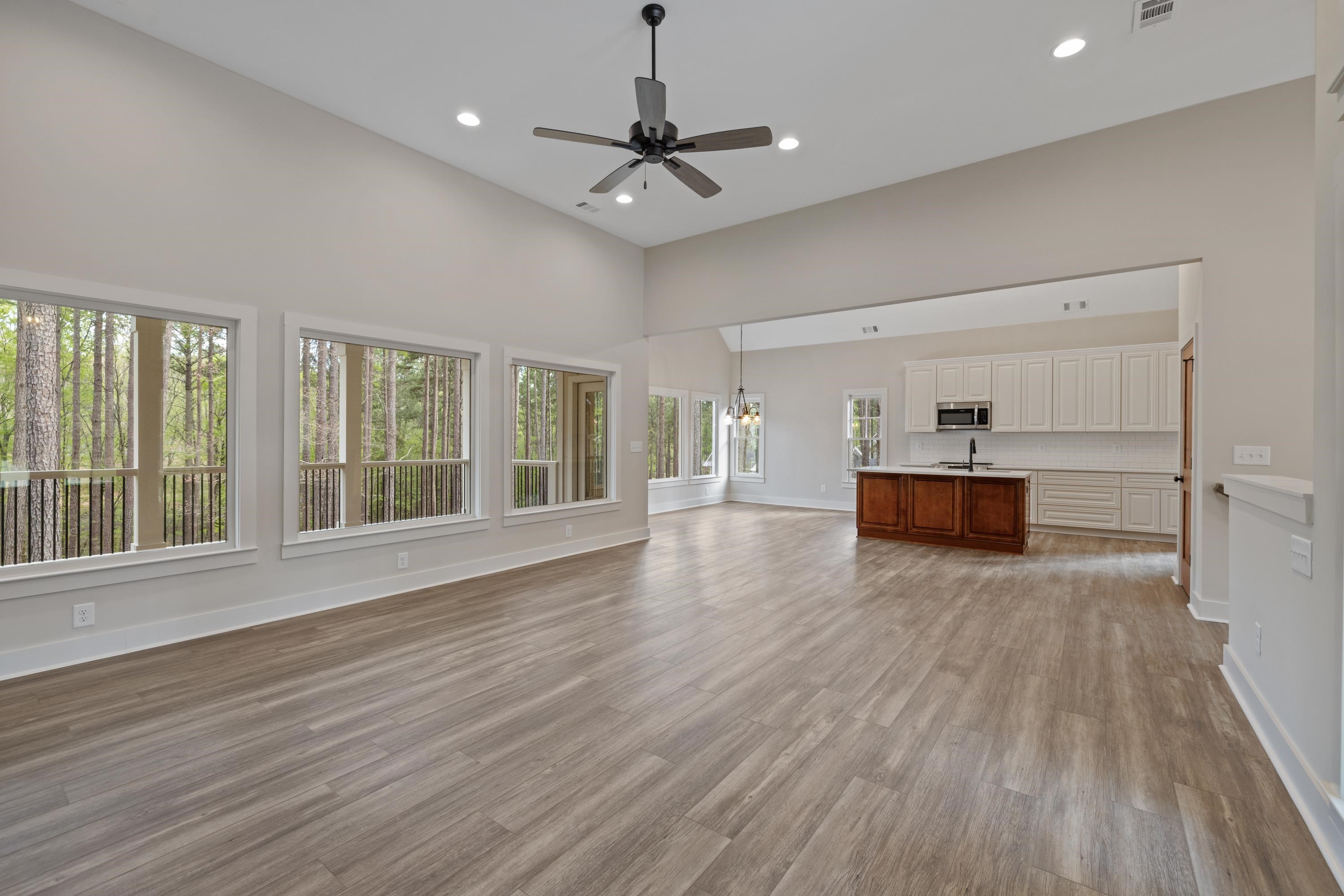 1010 COSBY CIRCLE