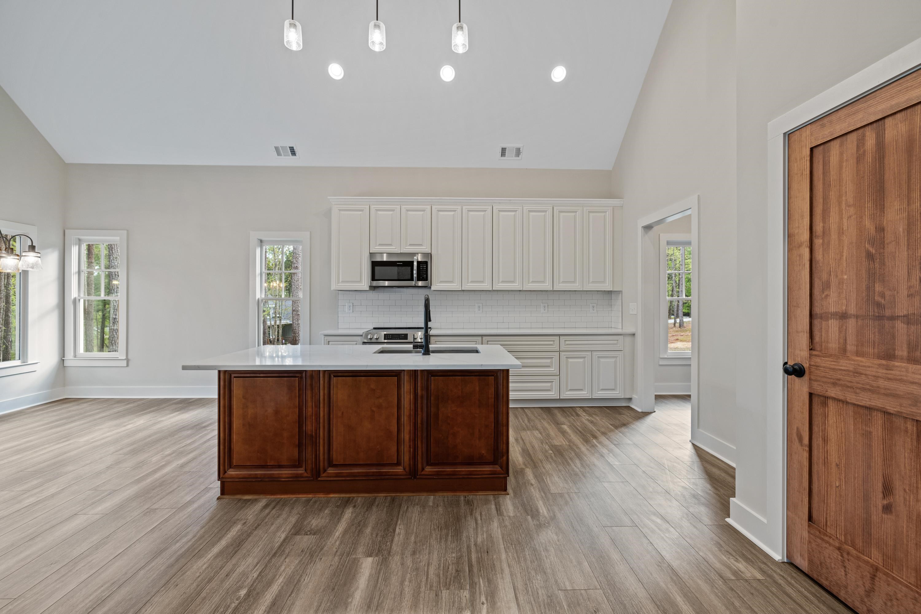 1010 COSBY CIRCLE