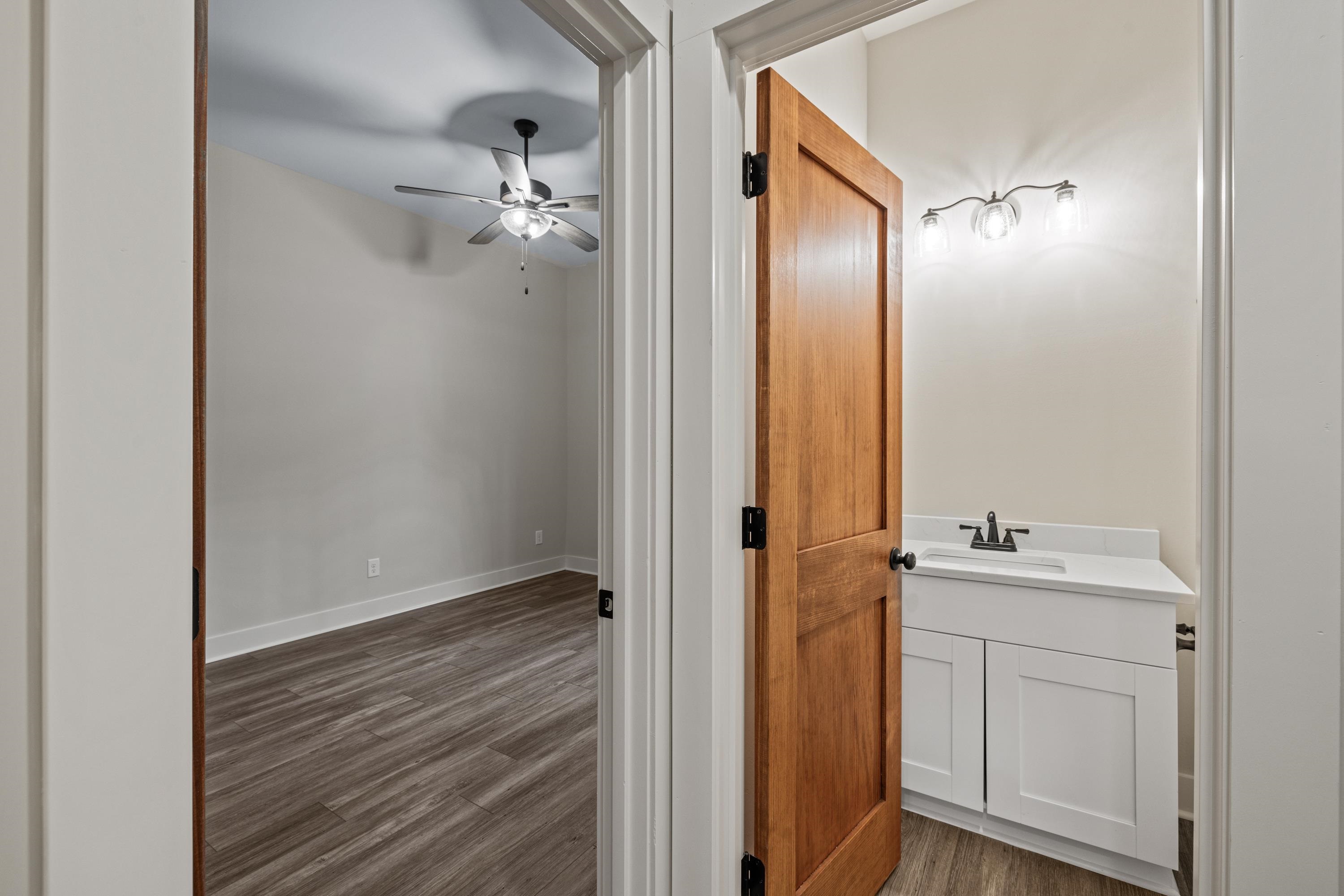 1010 COSBY CIRCLE